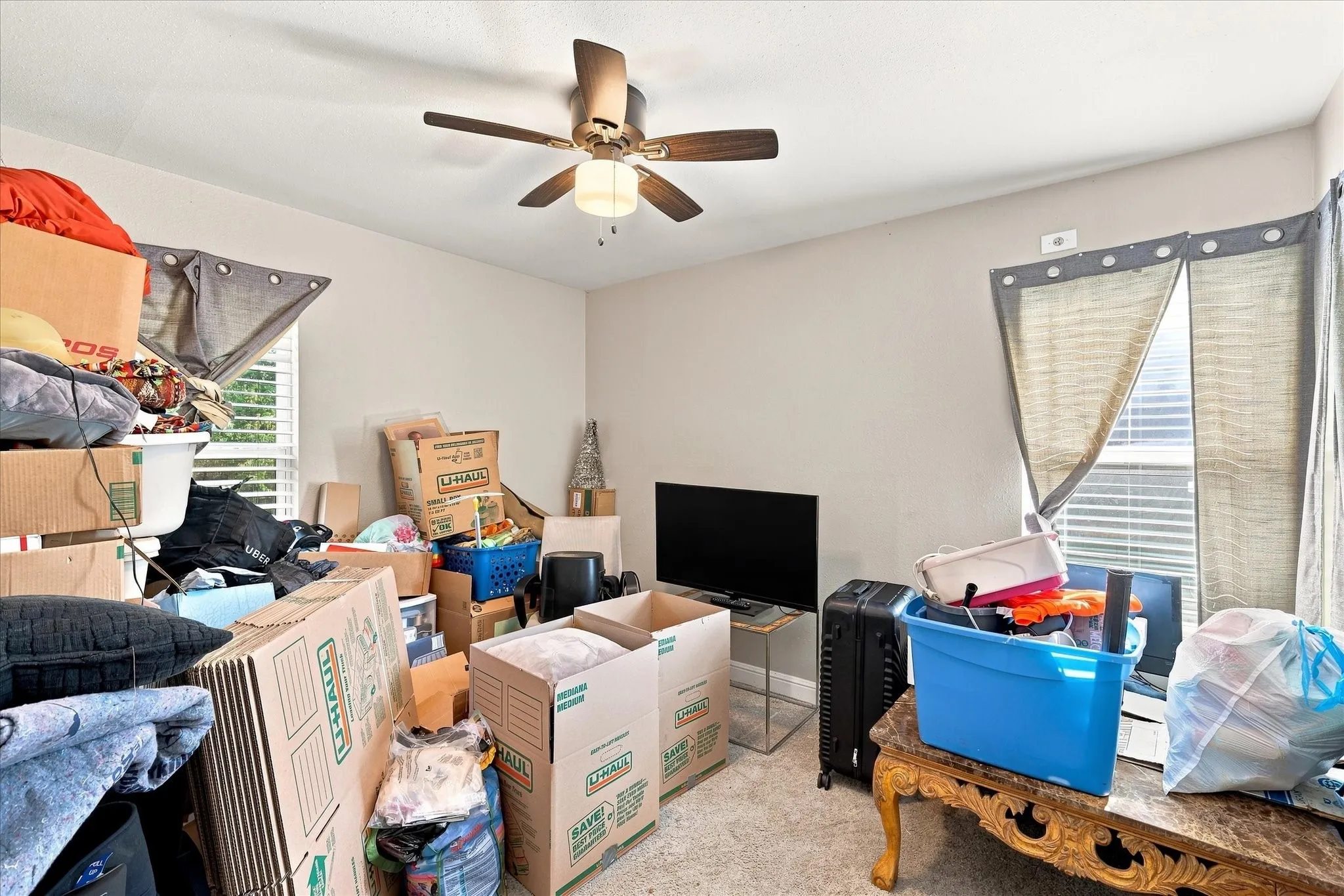 Single Family Residence For Sale in Tarrant County , 2617 Pioneer Street, Fort Worth, Texas 76119, 3 Bedroom, 1 Bathroom, 1 Garage spaces, 954 Sqft, built in 1954, mls#21347839, Real Estate Agent in Fort Worth, Homes For Sale in Tarrant county, Homes For Sale in Fort Worth, Realtor in Fort Worth Texas, Real Estate Brokerage Independent Realty Texas, Luminita Cordes Realtor