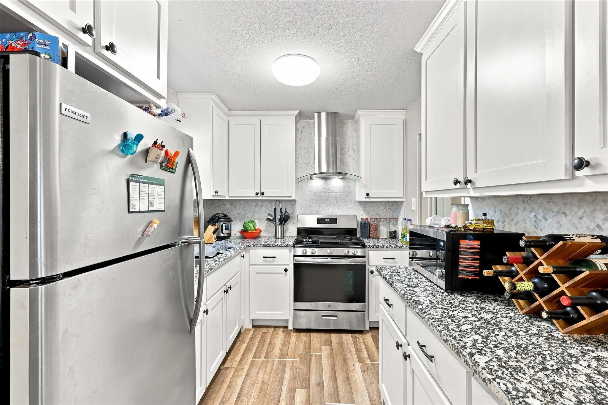 Single Family Residence For Sale in Tarrant County , 2617 Pioneer Street, Fort Worth, Texas 76119, 3 Bedroom, 1 Bathroom, 1 Garage spaces, 954 Sqft, built in 1954, mls#21347839, Real Estate Agent in Fort Worth, Homes For Sale in Tarrant county, Homes For Sale in Fort Worth, Realtor in Fort Worth Texas, Real Estate Brokerage Independent Realty Texas, Luminita Cordes Realtor