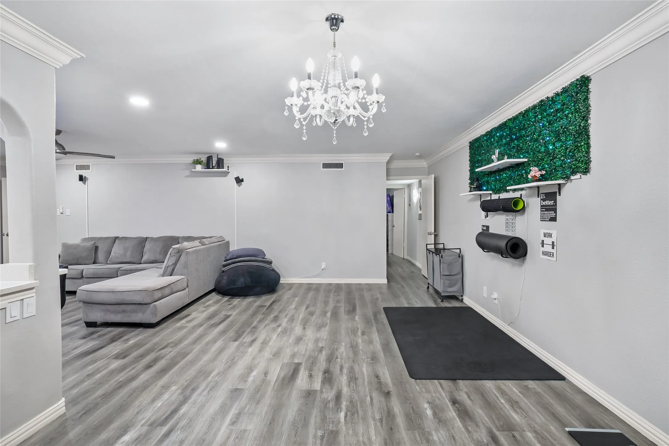 Condominium For Sale in Tarrant County , 552 E Avenue J D, Grand Prairie, Texas 75050, 2 Bedroom, 2 Bathroom, Garage spaces, 1,176 Sqft, built in 1968, mls#21358772, Real Estate Agent in Grand Prairie, Homes For Sale in Tarrant county, Homes For Sale in Grand Prairie, Realtor in Grand Prairie Texas, Real Estate Brokerage Independent Realty Texas, Luminita Cordes Realtor