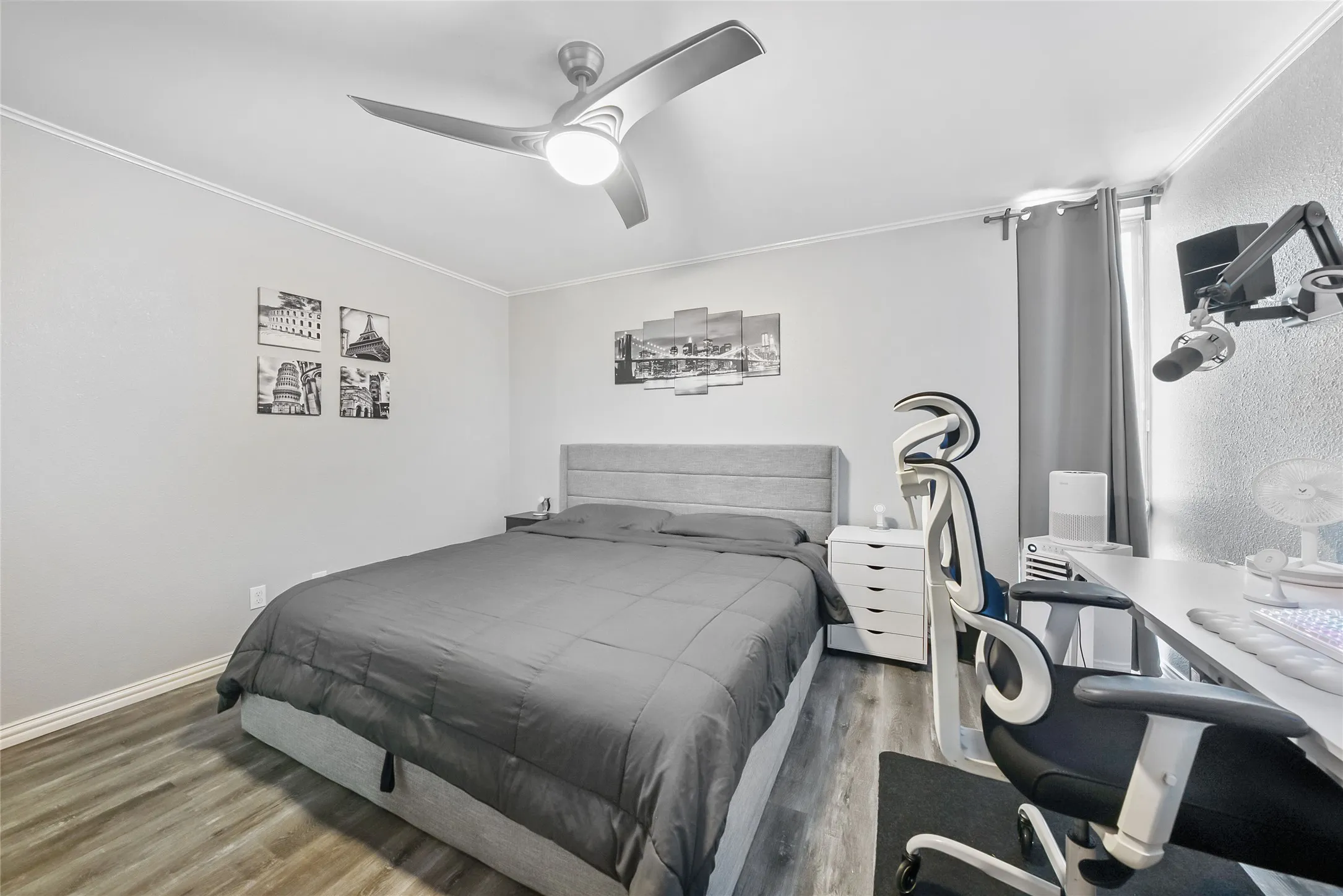 Condominium For Sale in Tarrant County , 552 E Avenue J D, Grand Prairie, Texas 75050, 2 Bedroom, 2 Bathroom, Garage spaces, 1,176 Sqft, built in 1968, mls#21358772, Real Estate Agent in Grand Prairie, Homes For Sale in Tarrant county, Homes For Sale in Grand Prairie, Realtor in Grand Prairie Texas, Real Estate Brokerage Independent Realty Texas, Luminita Cordes Realtor