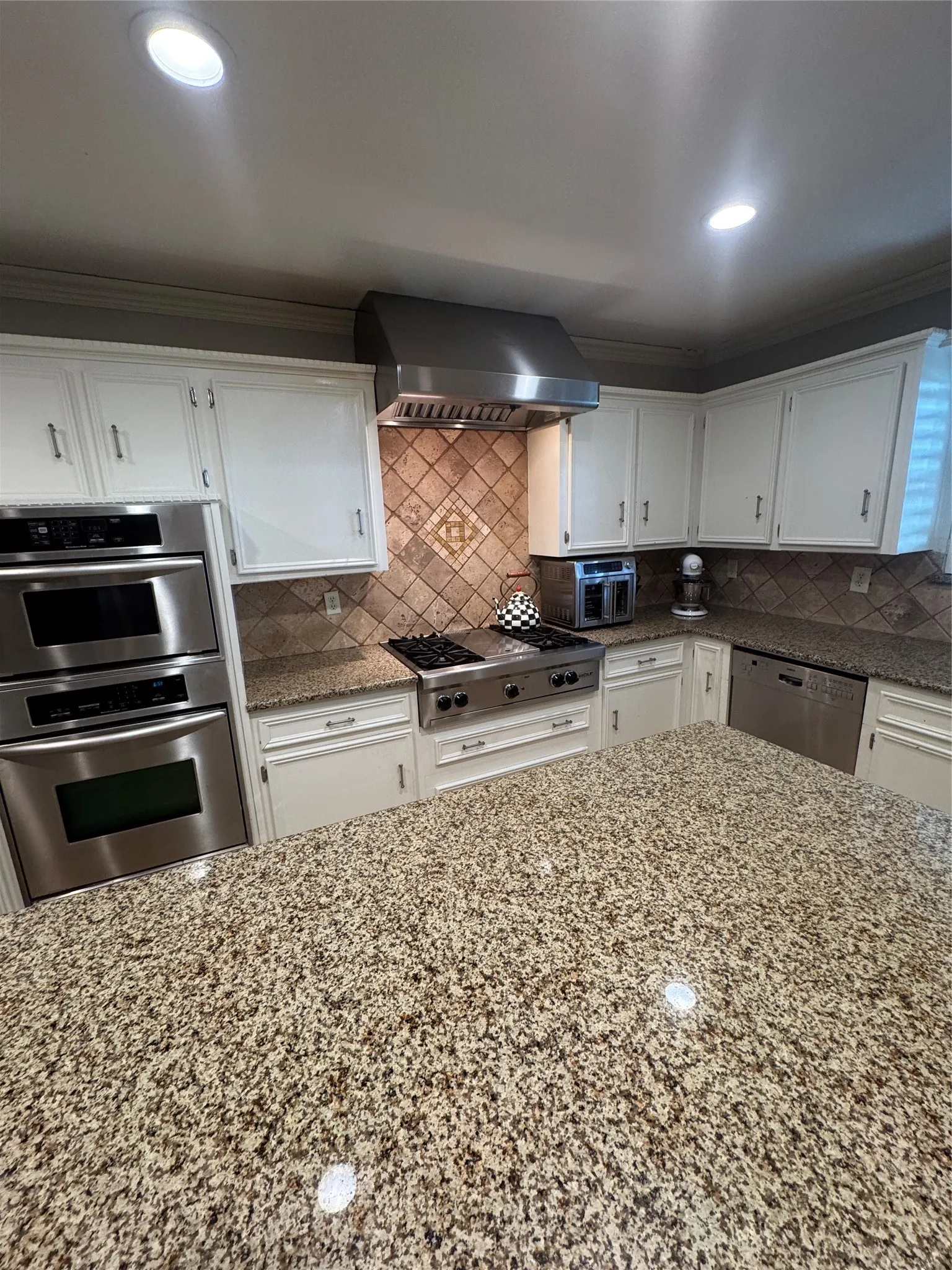 Single Family Residence For Sale in Dallas County , 202 Suntide Drive, Sunnyvale, Texas 75182, 4 Bedroom, 5 Bathroom, 7 Garage spaces, 4,008 Sqft, built in 1986, Price $875,000, mls#21366361, Real Estate Agent in Sunnyvale, Homes For Sale in Dallas county, Homes For Sale in Sunnyvale, Realtor in Sunnyvale Texas, Real Estate Brokerage Independent Realty Texas, Luminita Cordes Realtor