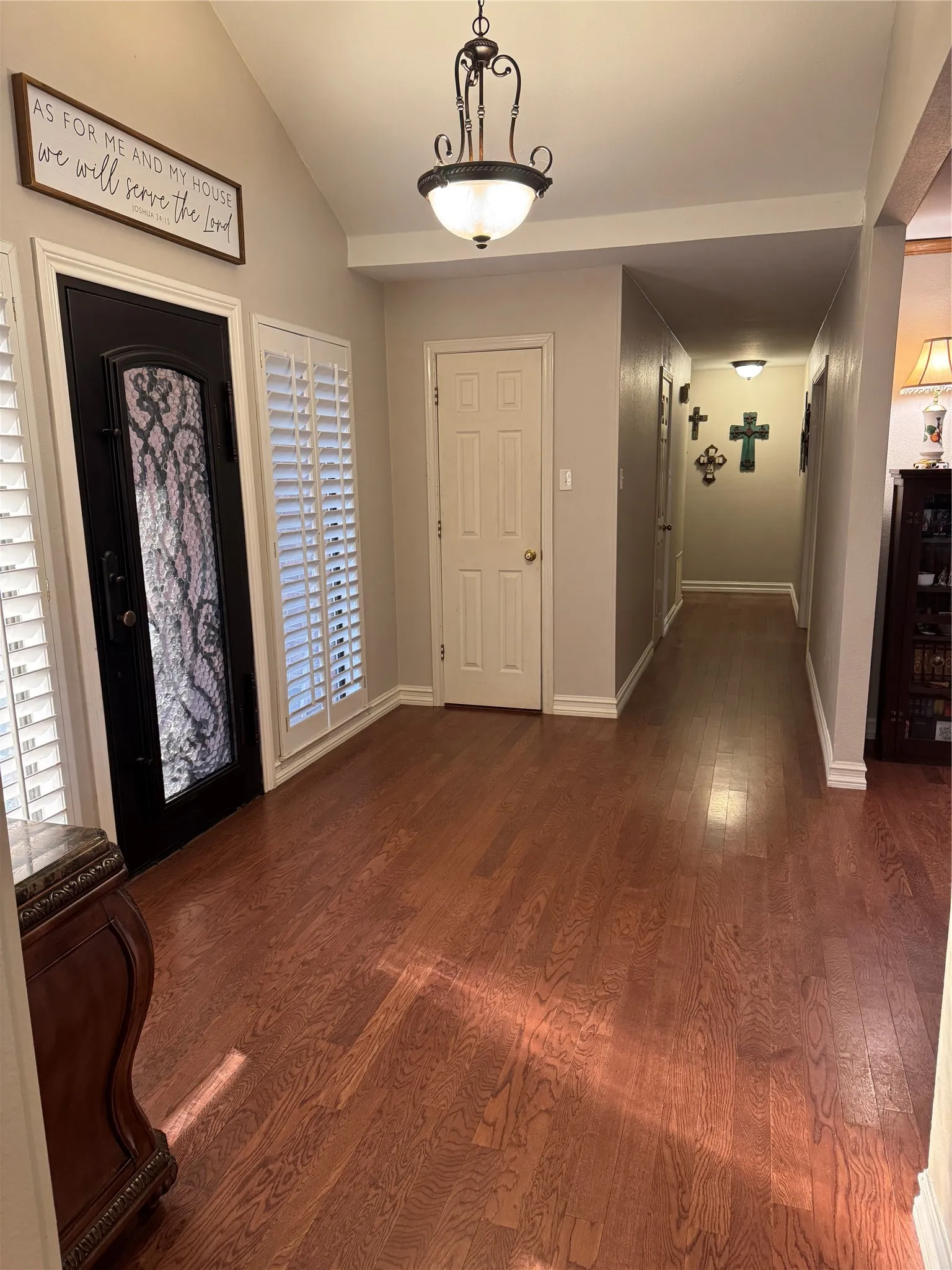 Single Family Residence For Sale in Dallas County , 202 Suntide Drive, Sunnyvale, Texas 75182, 4 Bedroom, 5 Bathroom, 7 Garage spaces, 4,008 Sqft, built in 1986, Price $875,000, mls#21366361, Real Estate Agent in Sunnyvale, Homes For Sale in Dallas county, Homes For Sale in Sunnyvale, Realtor in Sunnyvale Texas, Real Estate Brokerage Independent Realty Texas, Luminita Cordes Realtor