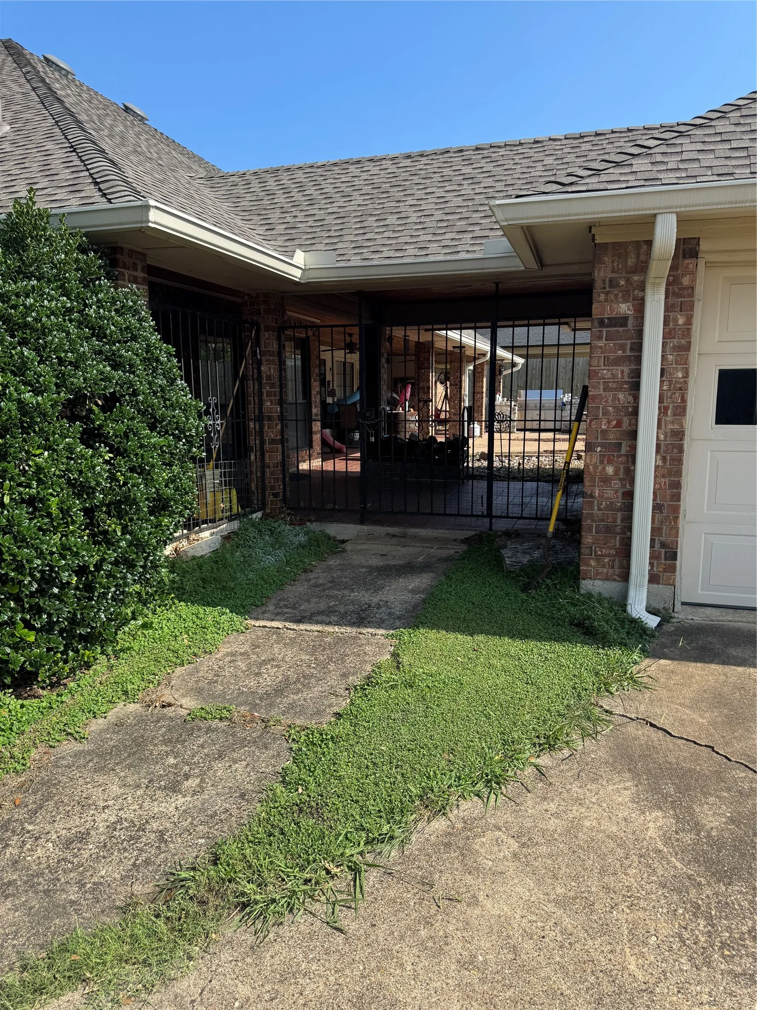 Single Family Residence For Sale in Dallas County , 202 Suntide Drive, Sunnyvale, Texas 75182, 4 Bedroom, 5 Bathroom, 7 Garage spaces, 4,008 Sqft, built in 1986, Price $875,000, mls#21366361, Real Estate Agent in Sunnyvale, Homes For Sale in Dallas county, Homes For Sale in Sunnyvale, Realtor in Sunnyvale Texas, Real Estate Brokerage Independent Realty Texas, Luminita Cordes Realtor