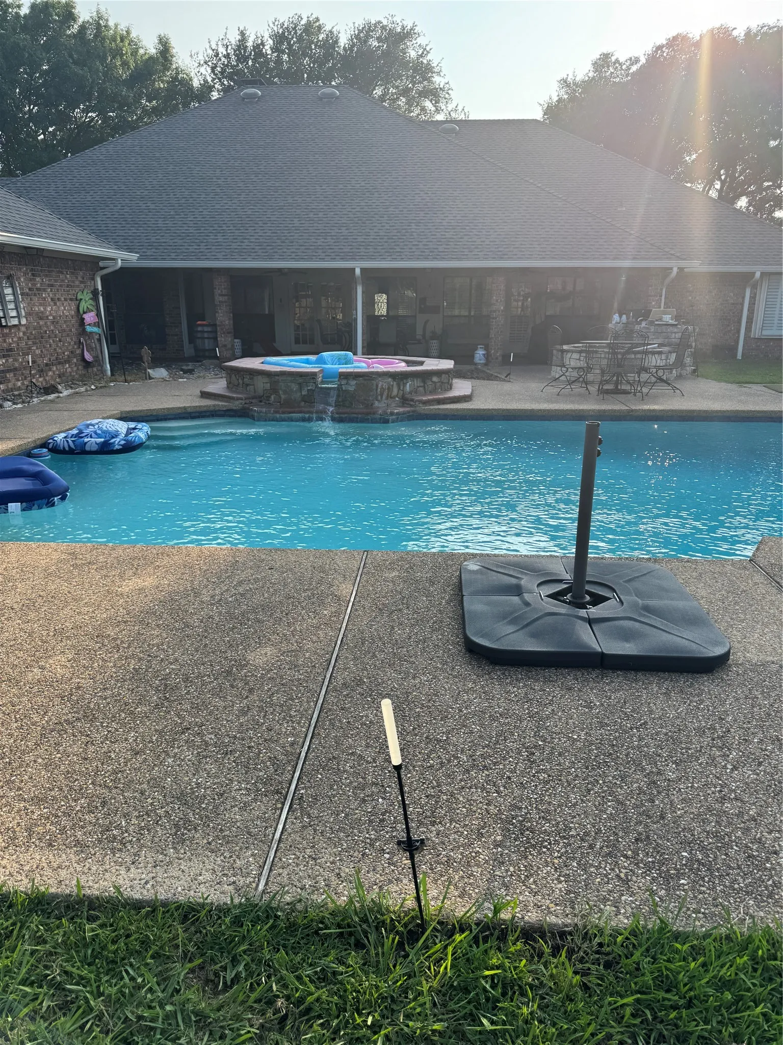 Single Family Residence For Sale in Dallas County , 202 Suntide Drive, Sunnyvale, Texas 75182, 4 Bedroom, 5 Bathroom, 7 Garage spaces, 4,008 Sqft, built in 1986, Price $875,000, mls#21366361, Real Estate Agent in Sunnyvale, Homes For Sale in Dallas county, Homes For Sale in Sunnyvale, Realtor in Sunnyvale Texas, Real Estate Brokerage Independent Realty Texas, Luminita Cordes Realtor