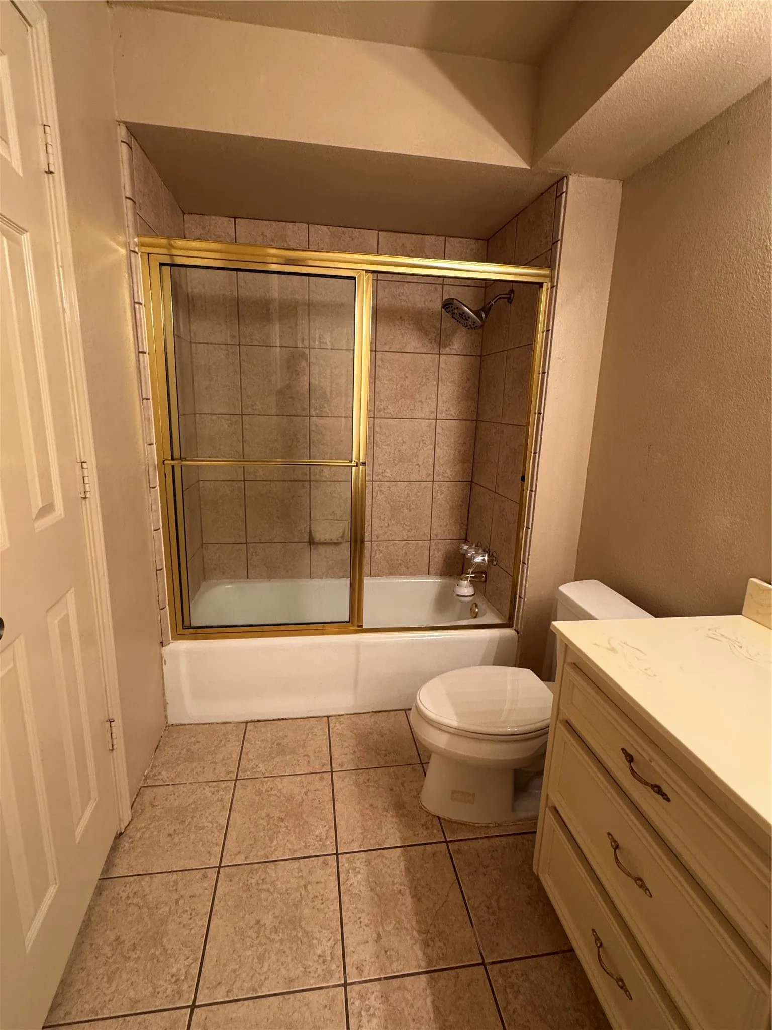 Single Family Residence For Sale in Dallas County , 202 Suntide Drive, Sunnyvale, Texas 75182, 4 Bedroom, 5 Bathroom, 7 Garage spaces, 4,008 Sqft, built in 1986, Price $875,000, mls#21366361, Real Estate Agent in Sunnyvale, Homes For Sale in Dallas county, Homes For Sale in Sunnyvale, Realtor in Sunnyvale Texas, Real Estate Brokerage Independent Realty Texas, Luminita Cordes Realtor