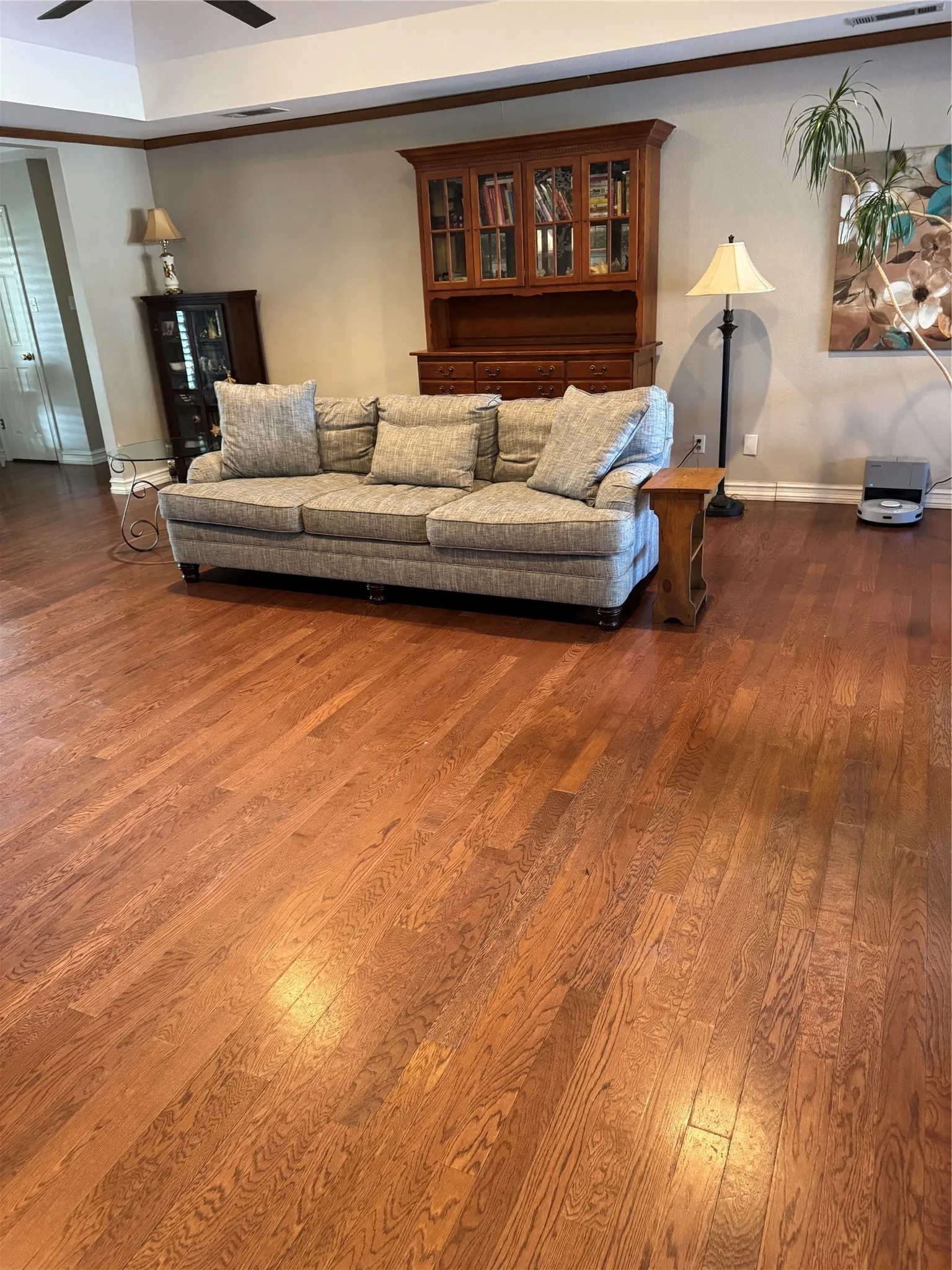 Single Family Residence For Sale in Dallas County , 202 Suntide Drive, Sunnyvale, Texas 75182, 4 Bedroom, 5 Bathroom, 7 Garage spaces, 4,008 Sqft, built in 1986, Price $875,000, mls#21366361, Real Estate Agent in Sunnyvale, Homes For Sale in Dallas county, Homes For Sale in Sunnyvale, Realtor in Sunnyvale Texas, Real Estate Brokerage Independent Realty Texas, Luminita Cordes Realtor