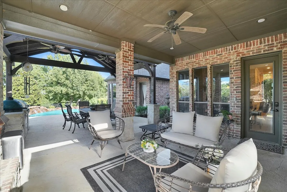 Single Family Residence For Sale in Tarrant County , 1617 Overlook Terrace, Keller, Texas 76262, 5 Bedroom, 5 Bathroom, 4 Garage spaces, 5,305 Sqft, built in 2007, mls#21366363, Real Estate Agent in Keller, Homes For Sale in Tarrant county, Homes For Sale in Keller, Realtor in Keller Texas, Real Estate Brokerage Independent Realty Texas, Luminita Cordes Realtor