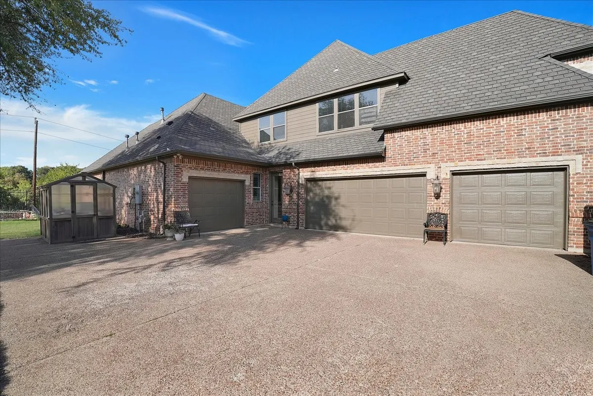 Single Family Residence For Sale in Tarrant County , 1617 Overlook Terrace, Keller, Texas 76262, 5 Bedroom, 5 Bathroom, 4 Garage spaces, 5,305 Sqft, built in 2007, mls#21366363, Real Estate Agent in Keller, Homes For Sale in Tarrant county, Homes For Sale in Keller, Realtor in Keller Texas, Real Estate Brokerage Independent Realty Texas, Luminita Cordes Realtor