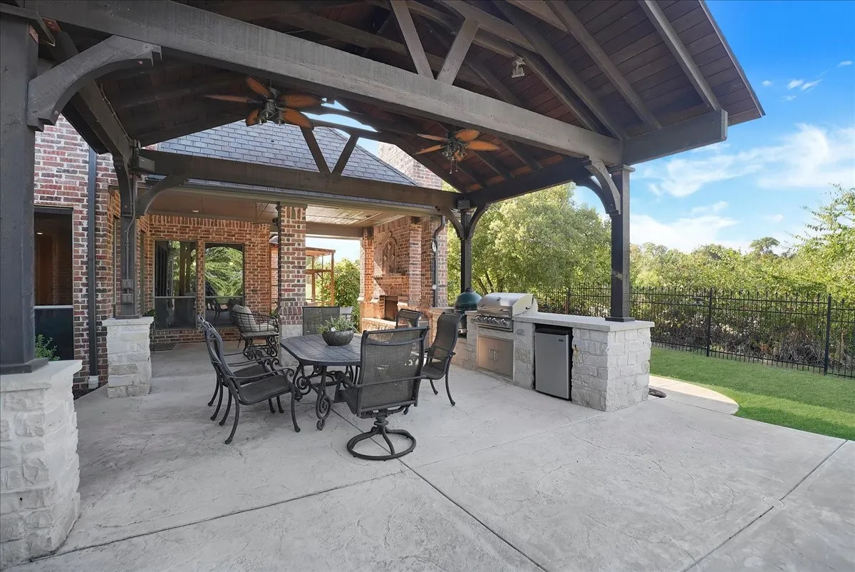 Single Family Residence For Sale in Tarrant County , 1617 Overlook Terrace, Keller, Texas 76262, 5 Bedroom, 5 Bathroom, 4 Garage spaces, 5,305 Sqft, built in 2007, mls#21366363, Real Estate Agent in Keller, Homes For Sale in Tarrant county, Homes For Sale in Keller, Realtor in Keller Texas, Real Estate Brokerage Independent Realty Texas, Luminita Cordes Realtor