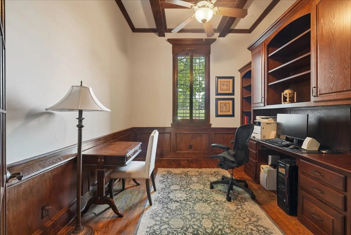 Single Family Residence For Sale in Tarrant County , 1617 Overlook Terrace, Keller, Texas 76262, 5 Bedroom, 5 Bathroom, 4 Garage spaces, 5,305 Sqft, built in 2007, mls#21366363, Real Estate Agent in Keller, Homes For Sale in Tarrant county, Homes For Sale in Keller, Realtor in Keller Texas, Real Estate Brokerage Independent Realty Texas, Luminita Cordes Realtor