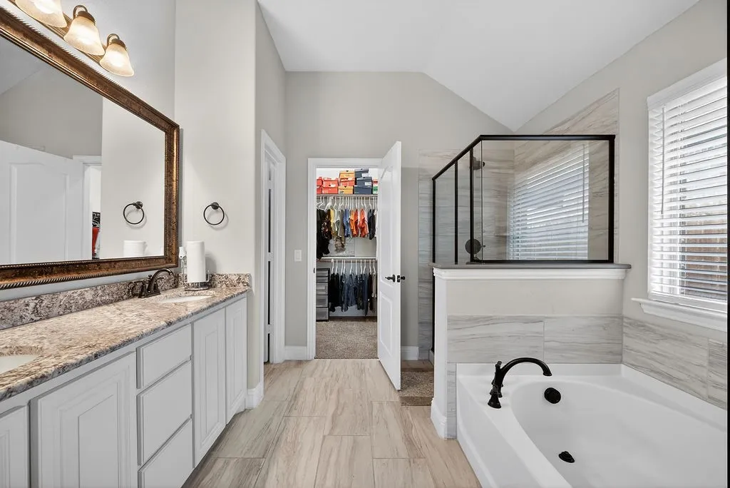 Single Family Residence For Sale in Collin County , 2105 Timineri Drive, Princeton, Texas 75407, 3 Bedroom, 2 Bathroom, 2 Garage spaces, 1,605 Sqft, built in 2019, mls#21365122, Real Estate Agent in Princeton, Homes For Sale in Collin county, Homes For Sale in Princeton, Realtor in Princeton Texas, Real Estate Brokerage Independent Realty Texas, Luminita Cordes Realtor