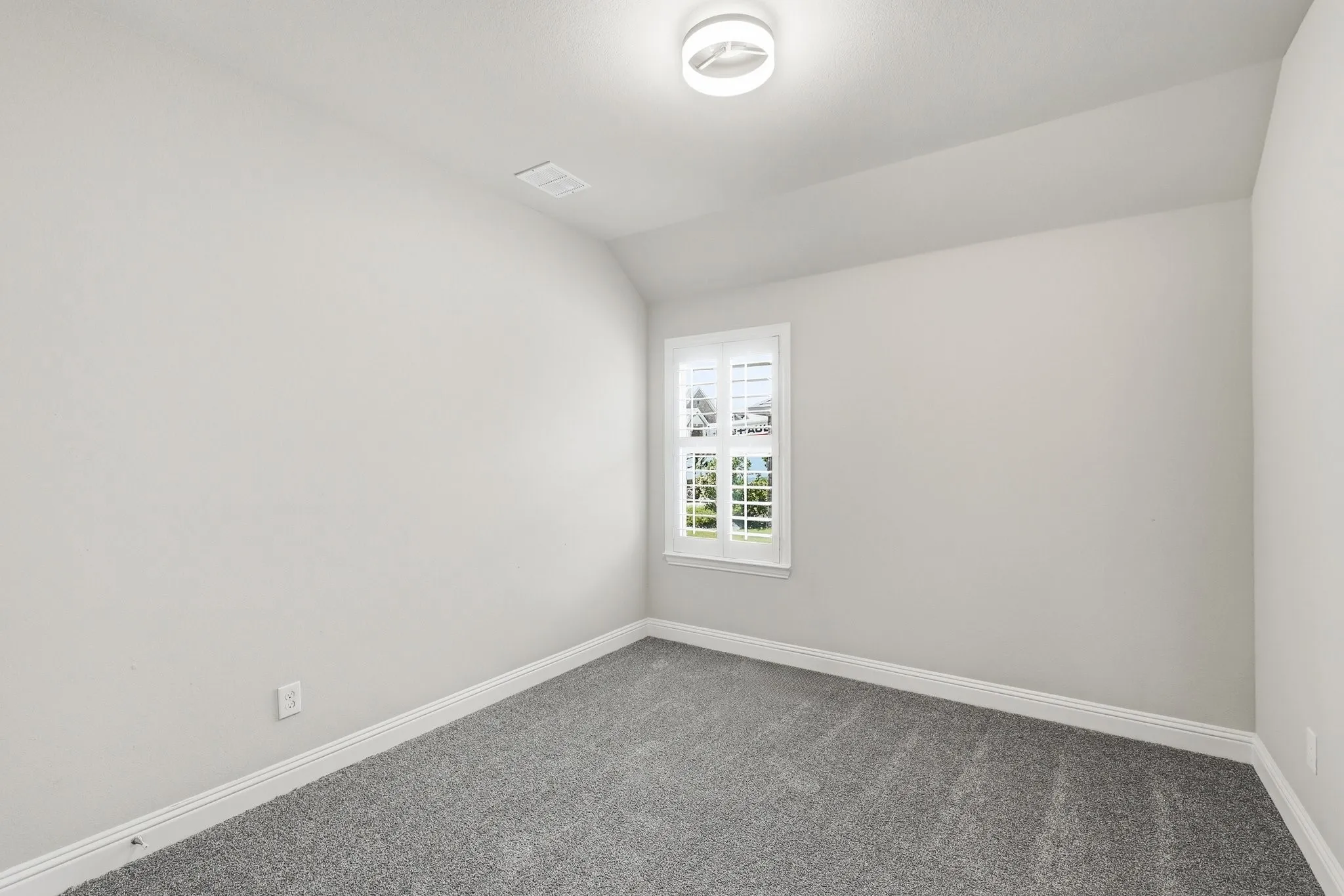 Single Family Residence For Sale in Kaufman County , 1120 Flamingo Road, Forney, Texas 75126, 4 Bedroom, 2 Bathroom, 2 Garage spaces, 1,909 Sqft, built in 2019, mls#21365455, Real Estate Agent in Forney, Homes For Sale in Kaufman county, Homes For Sale in Forney, Realtor in Forney Texas, Real Estate Brokerage Independent Realty Texas, Luminita Cordes Realtor