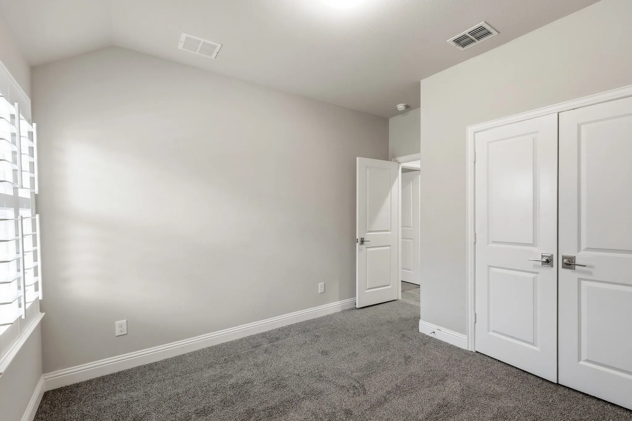 Single Family Residence For Sale in Kaufman County , 1120 Flamingo Road, Forney, Texas 75126, 4 Bedroom, 2 Bathroom, 2 Garage spaces, 1,909 Sqft, built in 2019, mls#21365455, Real Estate Agent in Forney, Homes For Sale in Kaufman county, Homes For Sale in Forney, Realtor in Forney Texas, Real Estate Brokerage Independent Realty Texas, Luminita Cordes Realtor
