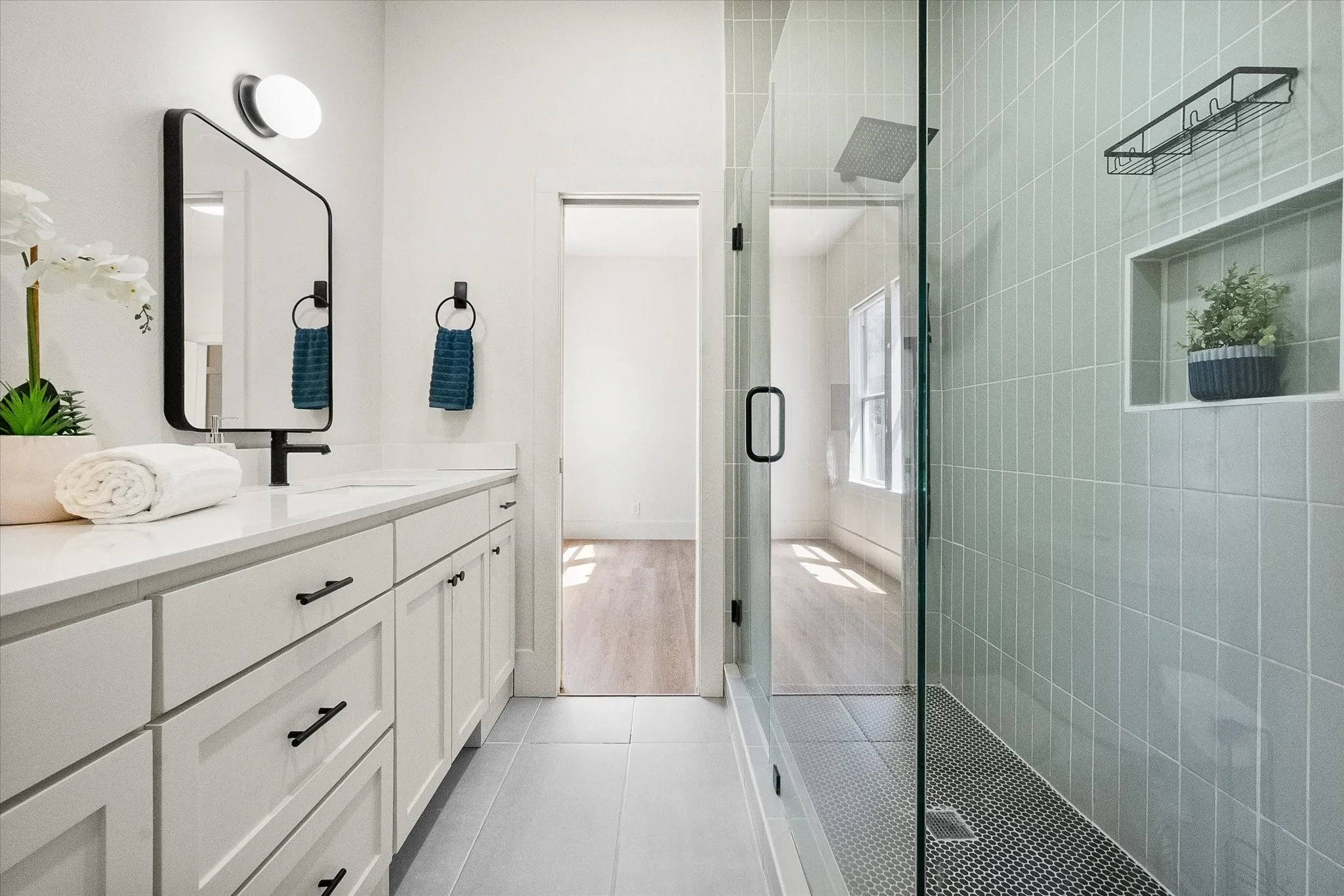 Look at this stunning shower!