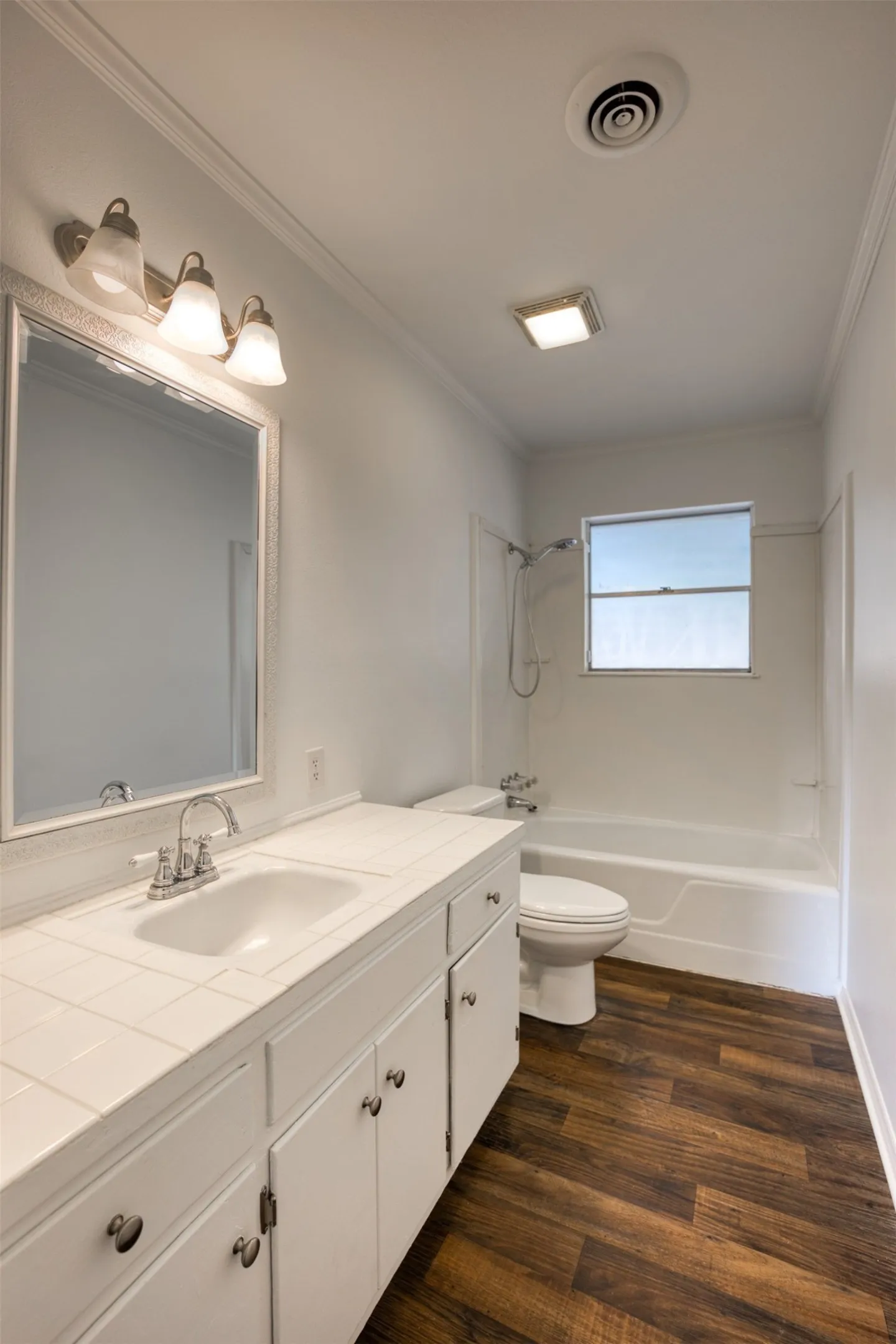 Single Family Residence For Sale in Anderson County , 130 Hillcrest Drive, Palestine, Texas 75801, 3 Bedroom, 2 Bathroom, Garage spaces, 1,367 Sqft, built in 1964, mls#21366367, Real Estate Agent in Palestine, Homes For Sale in Anderson county, Homes For Sale in Palestine, Realtor in Palestine Texas, Real Estate Brokerage Independent Realty Texas, Luminita Cordes Realtor
