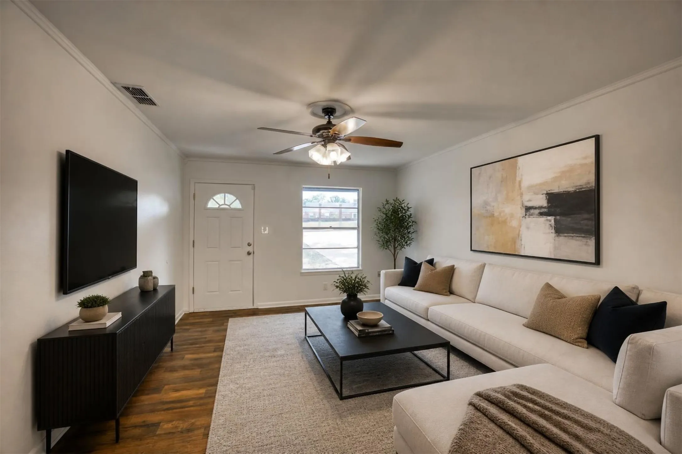 Single Family Residence For Sale in Anderson County , 130 Hillcrest Drive, Palestine, Texas 75801, 3 Bedroom, 2 Bathroom, Garage spaces, 1,367 Sqft, built in 1964, mls#21366367, Real Estate Agent in Palestine, Homes For Sale in Anderson county, Homes For Sale in Palestine, Realtor in Palestine Texas, Real Estate Brokerage Independent Realty Texas, Luminita Cordes Realtor