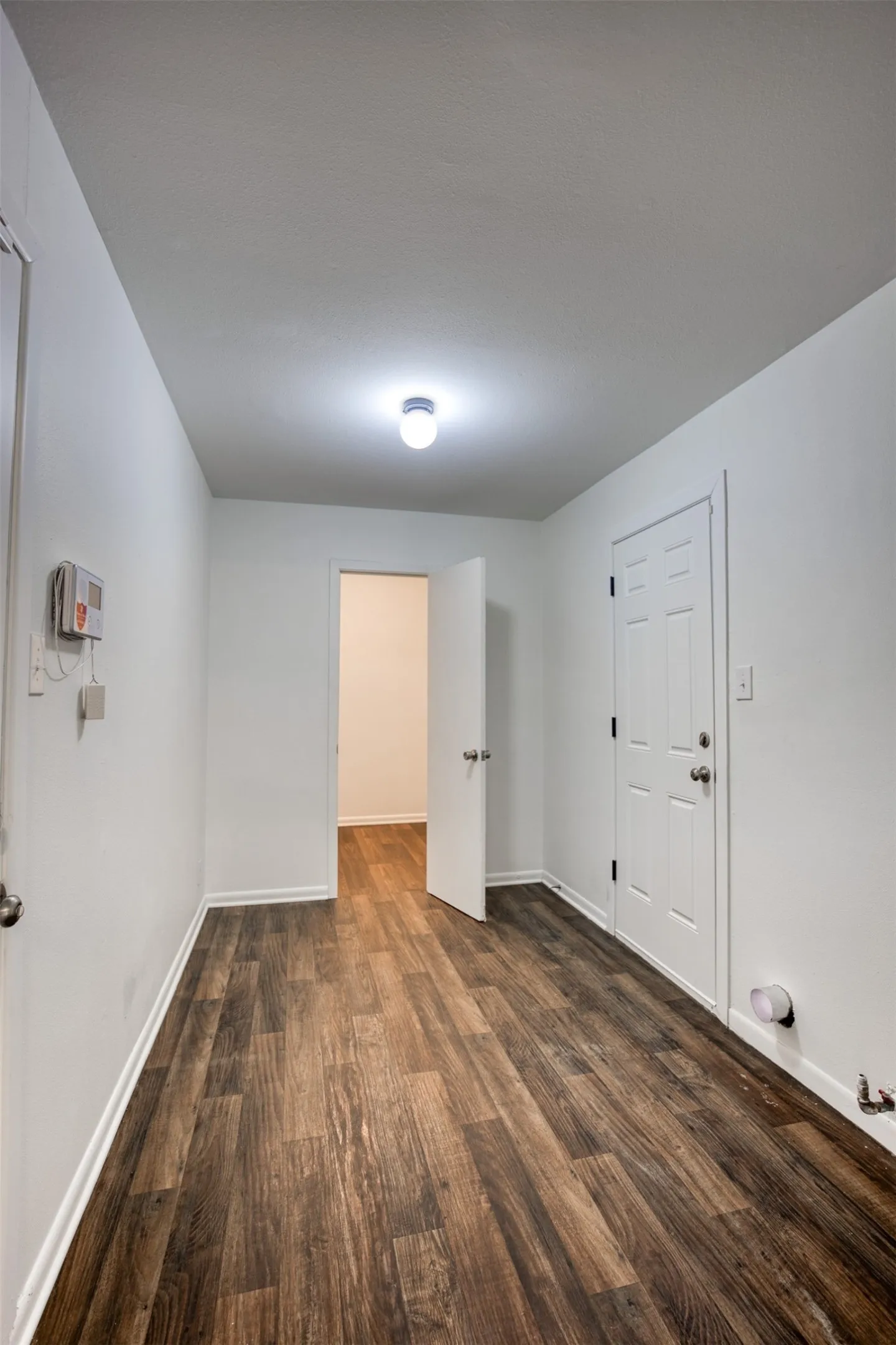 Single Family Residence For Sale in Anderson County , 130 Hillcrest Drive, Palestine, Texas 75801, 3 Bedroom, 2 Bathroom, Garage spaces, 1,367 Sqft, built in 1964, mls#21366367, Real Estate Agent in Palestine, Homes For Sale in Anderson county, Homes For Sale in Palestine, Realtor in Palestine Texas, Real Estate Brokerage Independent Realty Texas, Luminita Cordes Realtor