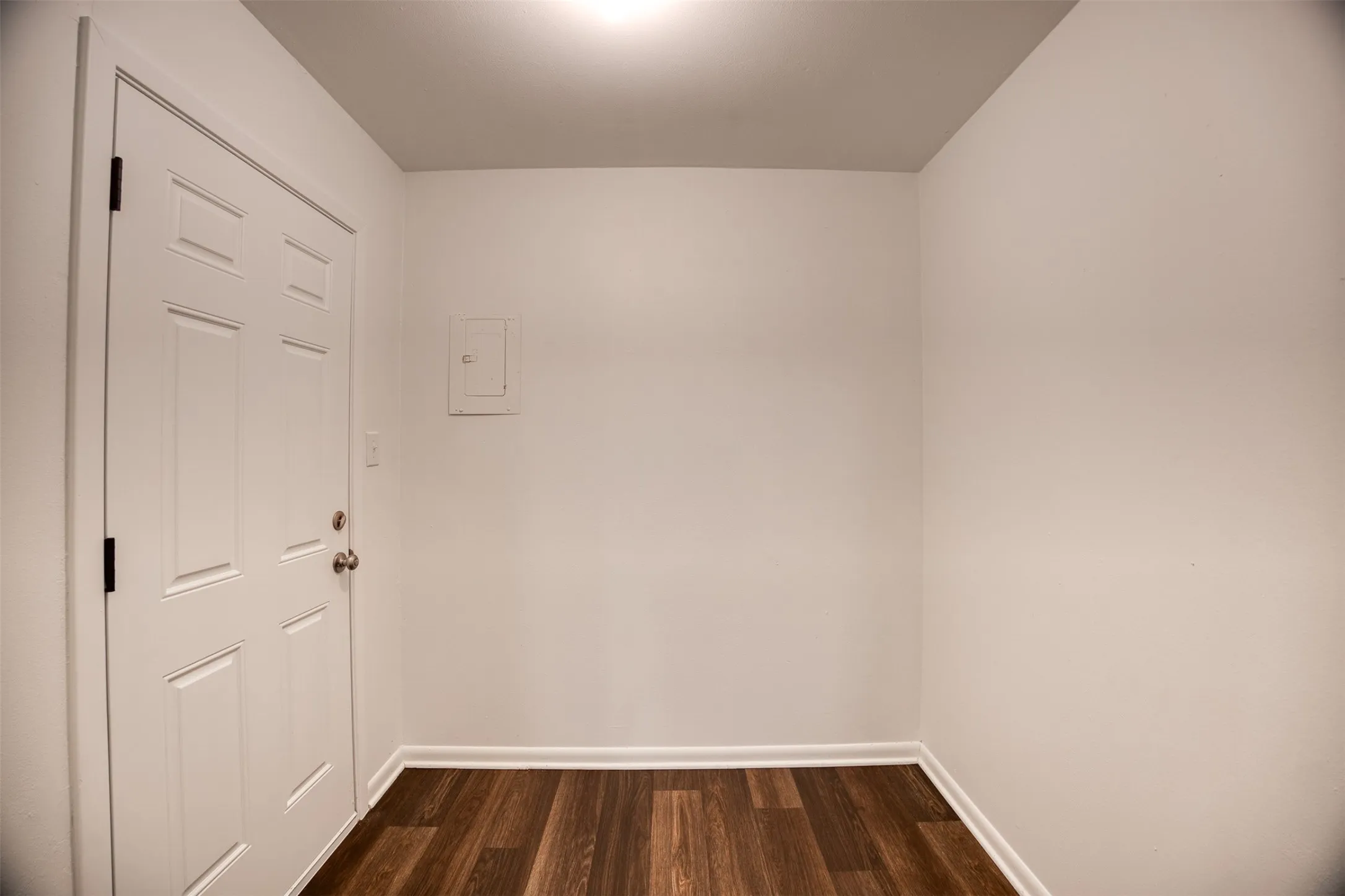 Single Family Residence For Sale in Anderson County , 130 Hillcrest Drive, Palestine, Texas 75801, 3 Bedroom, 2 Bathroom, Garage spaces, 1,367 Sqft, built in 1964, mls#21366367, Real Estate Agent in Palestine, Homes For Sale in Anderson county, Homes For Sale in Palestine, Realtor in Palestine Texas, Real Estate Brokerage Independent Realty Texas, Luminita Cordes Realtor