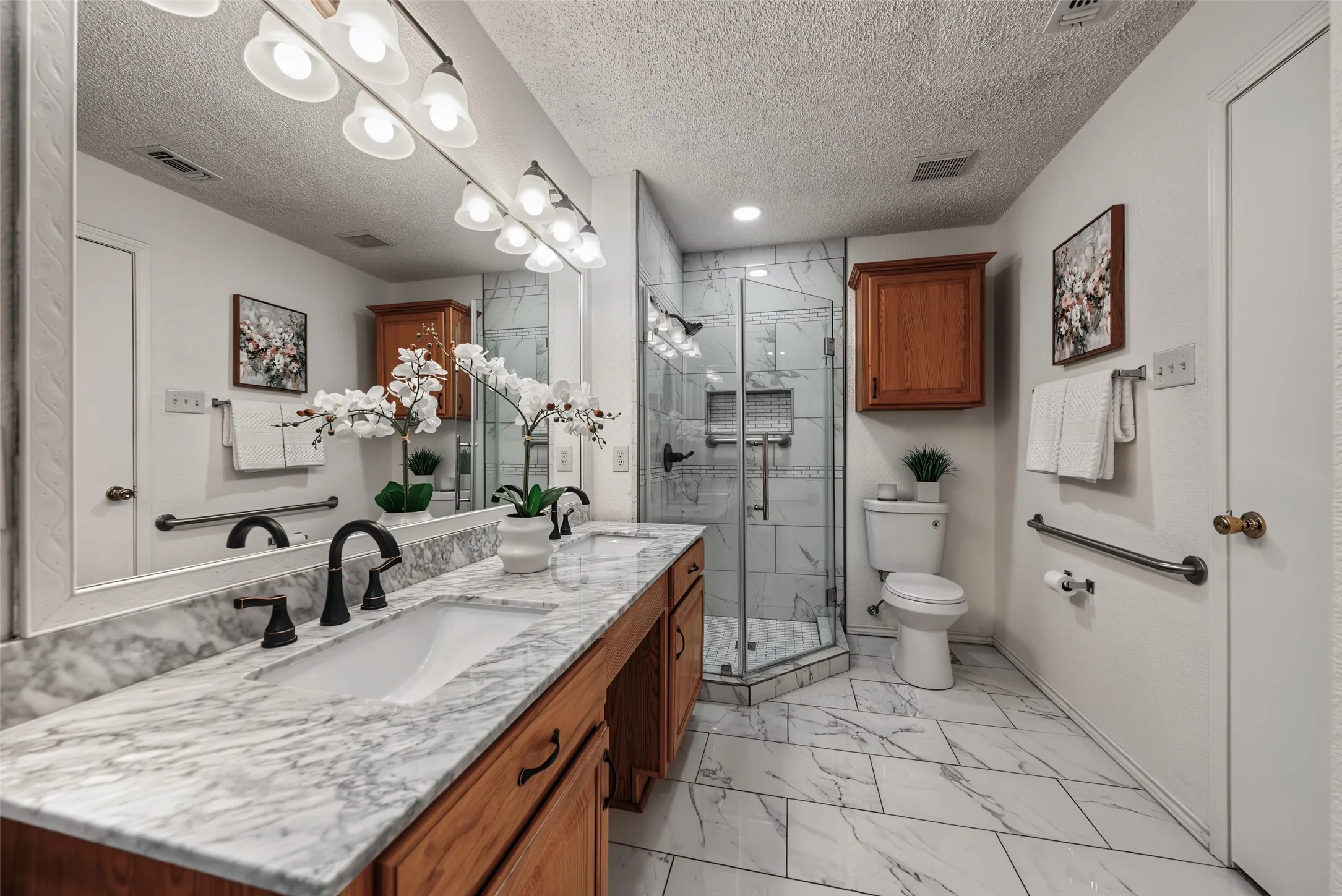2 showers!