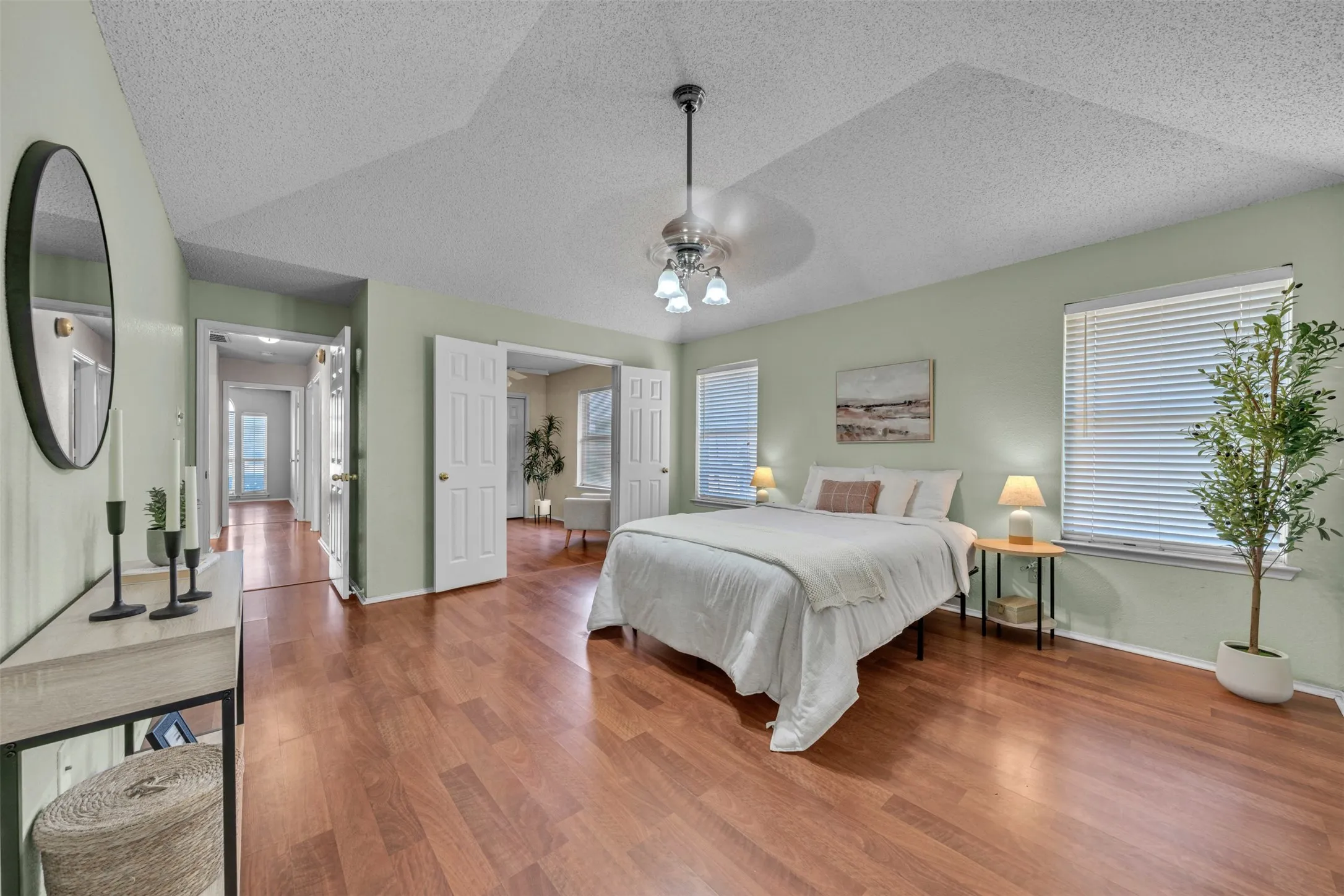 Single Family Residence For Sale in Tarrant County , 2741 White Oak Drive, Grand Prairie, Texas 75052, 4 Bedroom, 2 Bathroom, 2 Garage spaces, 2,207 Sqft, built in 1988, mls#21361917, Real Estate Agent in Grand Prairie, Homes For Sale in Tarrant county, Homes For Sale in Grand Prairie, Realtor in Grand Prairie Texas, Real Estate Brokerage Independent Realty Texas, Luminita Cordes Realtor