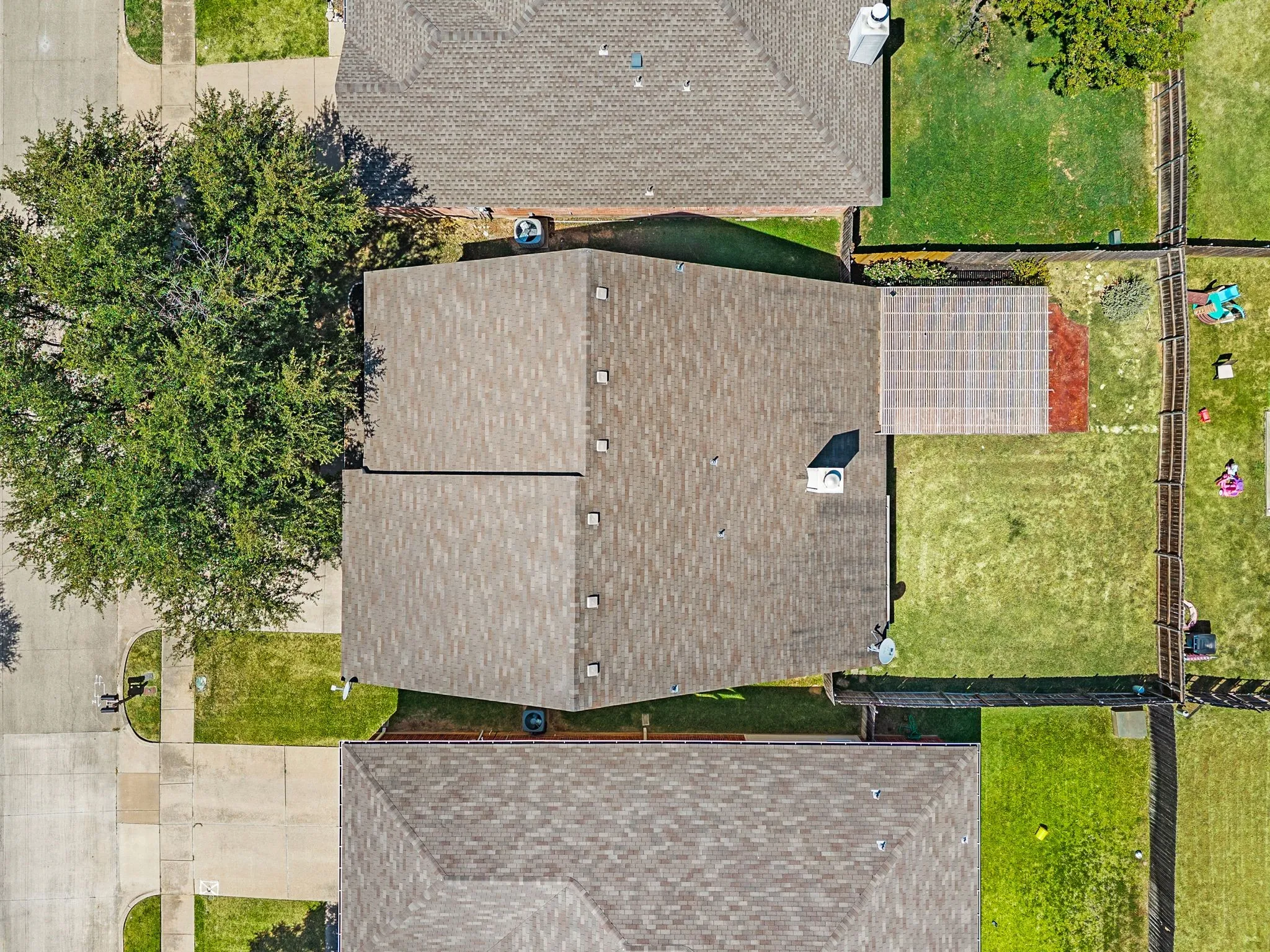 Single Family Residence For Sale in Tarrant County , 5025 Senator Drive, Fort Worth, Texas 76244, 4 Bedroom, 3 Bathroom, 2 Garage spaces, 3,454 Sqft, built in 2002, mls#21362330, Real Estate Agent in Fort Worth, Homes For Sale in Tarrant county, Homes For Sale in Fort Worth, Realtor in Fort Worth Texas, Real Estate Brokerage Independent Realty Texas, Luminita Cordes Realtor