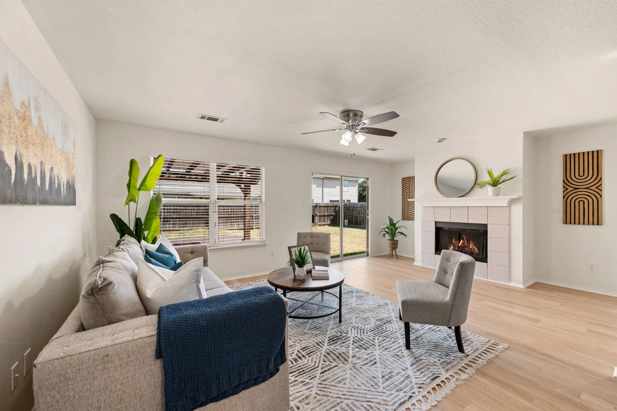 Single Family Residence For Sale in Tarrant County , 5025 Senator Drive, Fort Worth, Texas 76244, 4 Bedroom, 3 Bathroom, 2 Garage spaces, 3,454 Sqft, built in 2002, mls#21362330, Real Estate Agent in Fort Worth, Homes For Sale in Tarrant county, Homes For Sale in Fort Worth, Realtor in Fort Worth Texas, Real Estate Brokerage Independent Realty Texas, Luminita Cordes Realtor