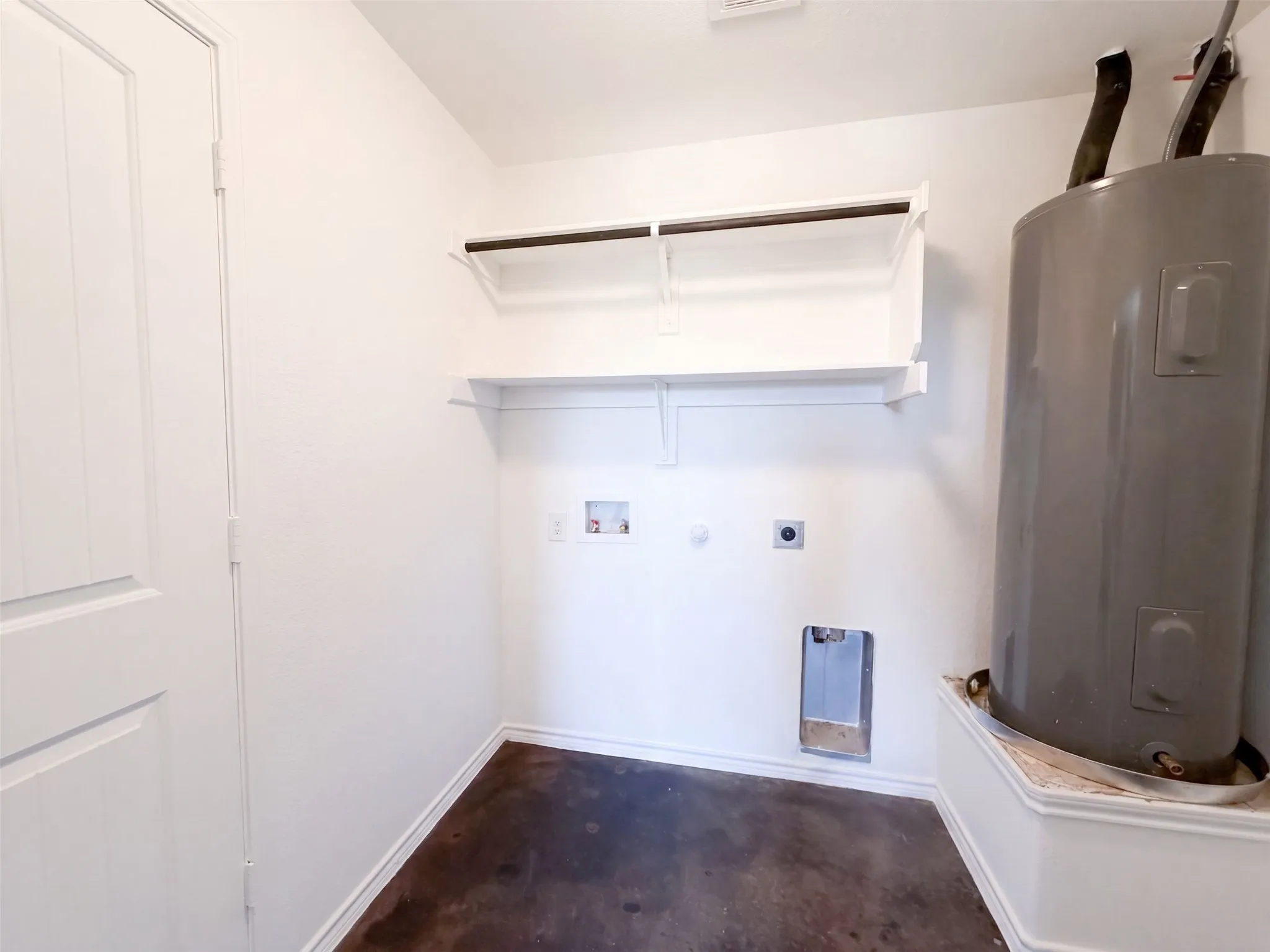 Single Family Residence For Sale in Parker County , 521 Brazos Hills Drive, Weatherford, Texas 76087, 4 Bedroom, 2 Bathroom, 1 Garage spaces, 1,568 Sqft, built in 2019, mls#21362833, Real Estate Agent in Weatherford, Homes For Sale in Parker county, Homes For Sale in Weatherford, Realtor in Weatherford Texas, Real Estate Brokerage Independent Realty Texas, Luminita Cordes Realtor