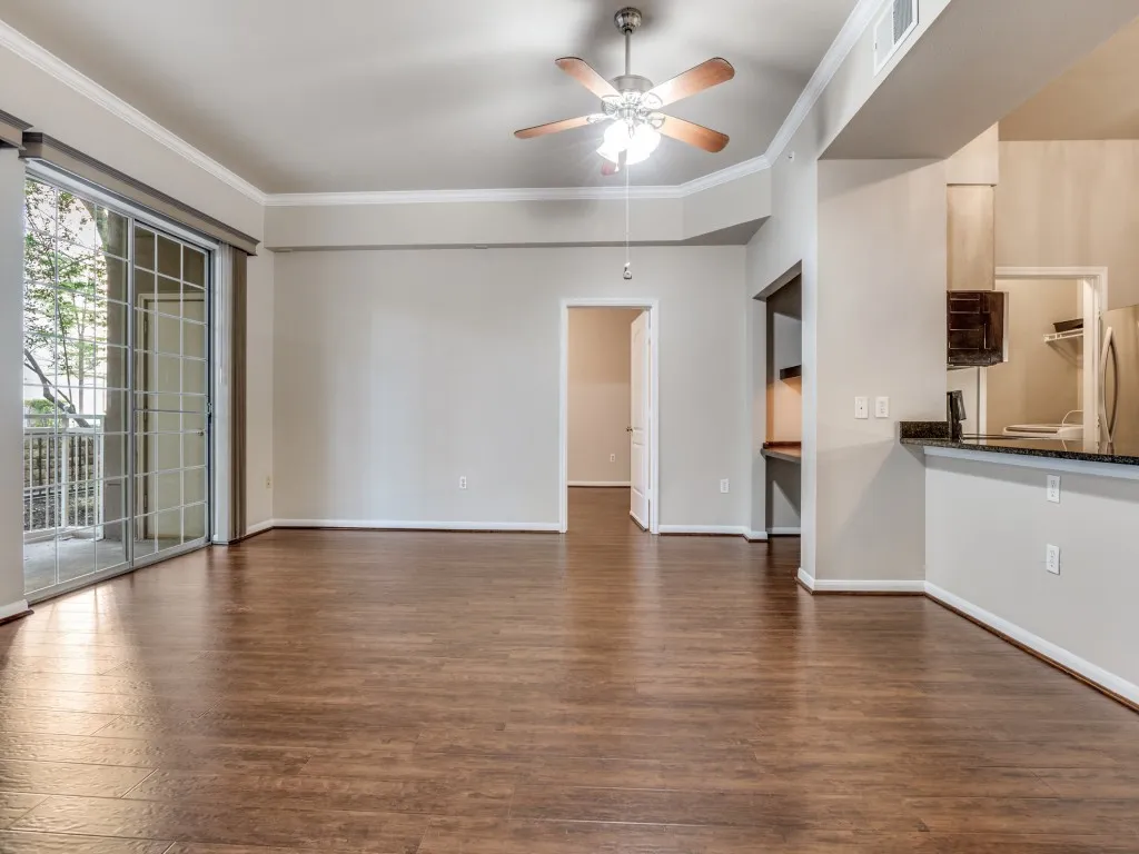 Condominium For Sale in Dallas County , 3225 Turtle Creek Boulevard 42, Dallas, Texas 75219, 2 Bedroom, 2 Bathroom, 2 Garage spaces, 1,154 Sqft, built in 1998, mls#21366339, Real Estate Agent in Dallas, Homes For Sale in Dallas county, Homes For Sale in Dallas, Realtor in Dallas Texas, Real Estate Brokerage Independent Realty Texas, Luminita Cordes Realtor