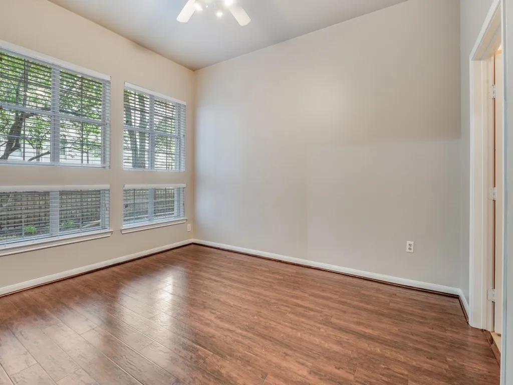 Condominium For Sale in Dallas County , 3225 Turtle Creek Boulevard 42, Dallas, Texas 75219, 2 Bedroom, 2 Bathroom, 2 Garage spaces, 1,154 Sqft, built in 1998, mls#21366339, Real Estate Agent in Dallas, Homes For Sale in Dallas county, Homes For Sale in Dallas, Realtor in Dallas Texas, Real Estate Brokerage Independent Realty Texas, Luminita Cordes Realtor
