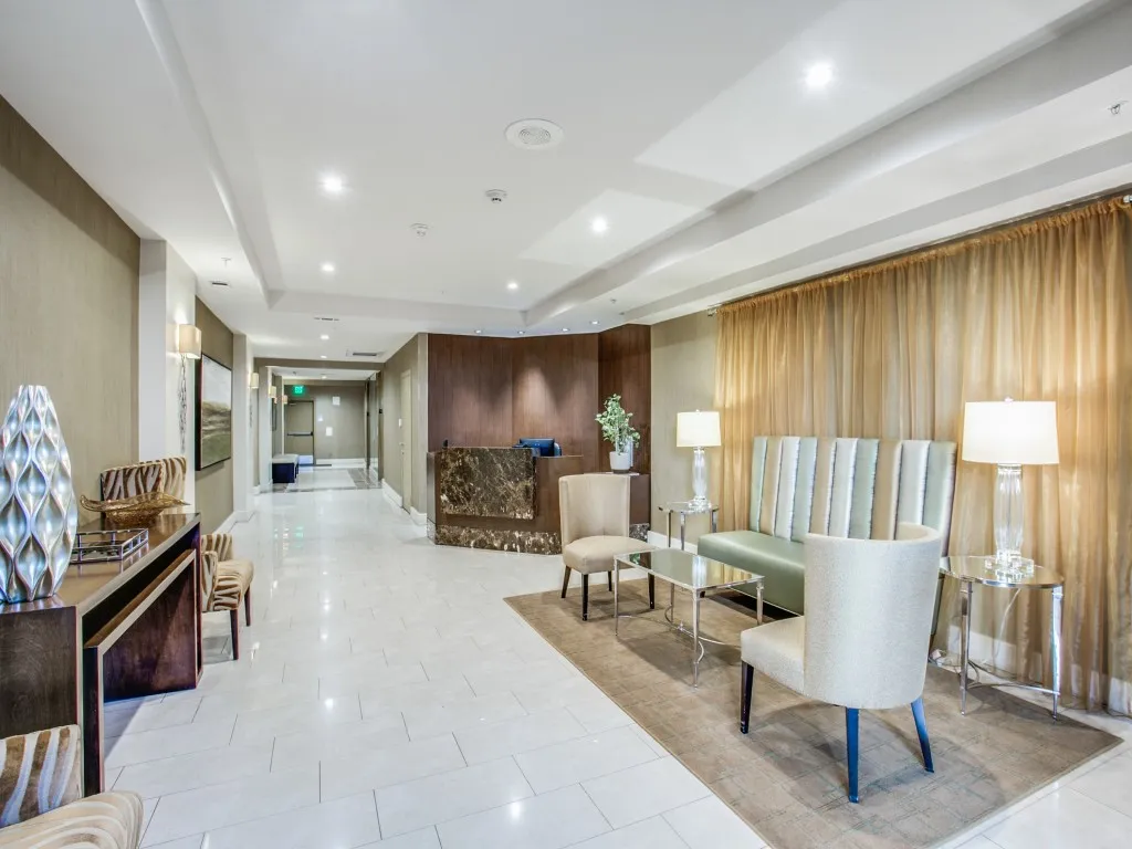 Condominium For Sale in Dallas County , 3225 Turtle Creek Boulevard 42, Dallas, Texas 75219, 2 Bedroom, 2 Bathroom, 2 Garage spaces, 1,154 Sqft, built in 1998, mls#21366339, Real Estate Agent in Dallas, Homes For Sale in Dallas county, Homes For Sale in Dallas, Realtor in Dallas Texas, Real Estate Brokerage Independent Realty Texas, Luminita Cordes Realtor