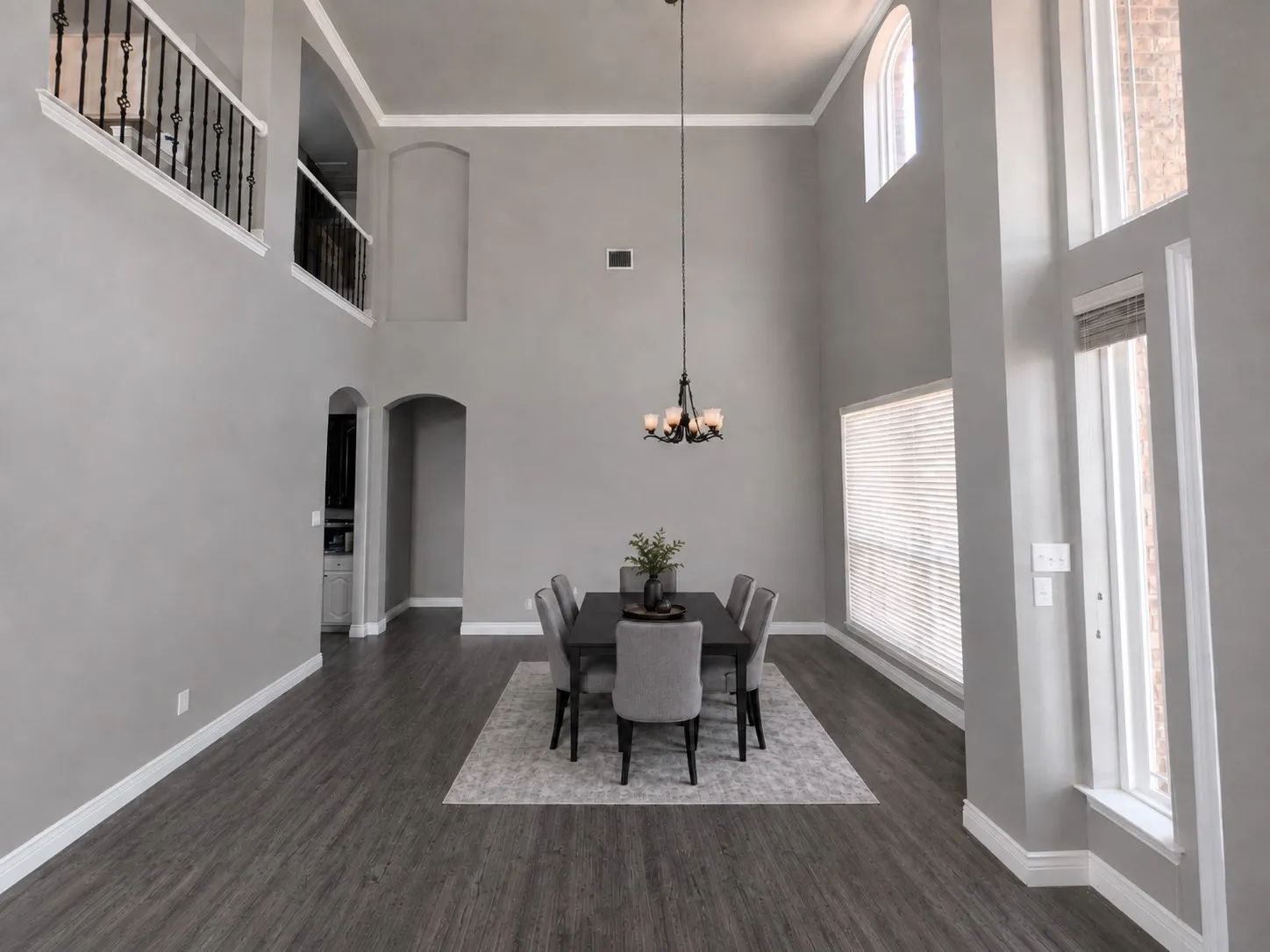 Dining Room (AI Staged)