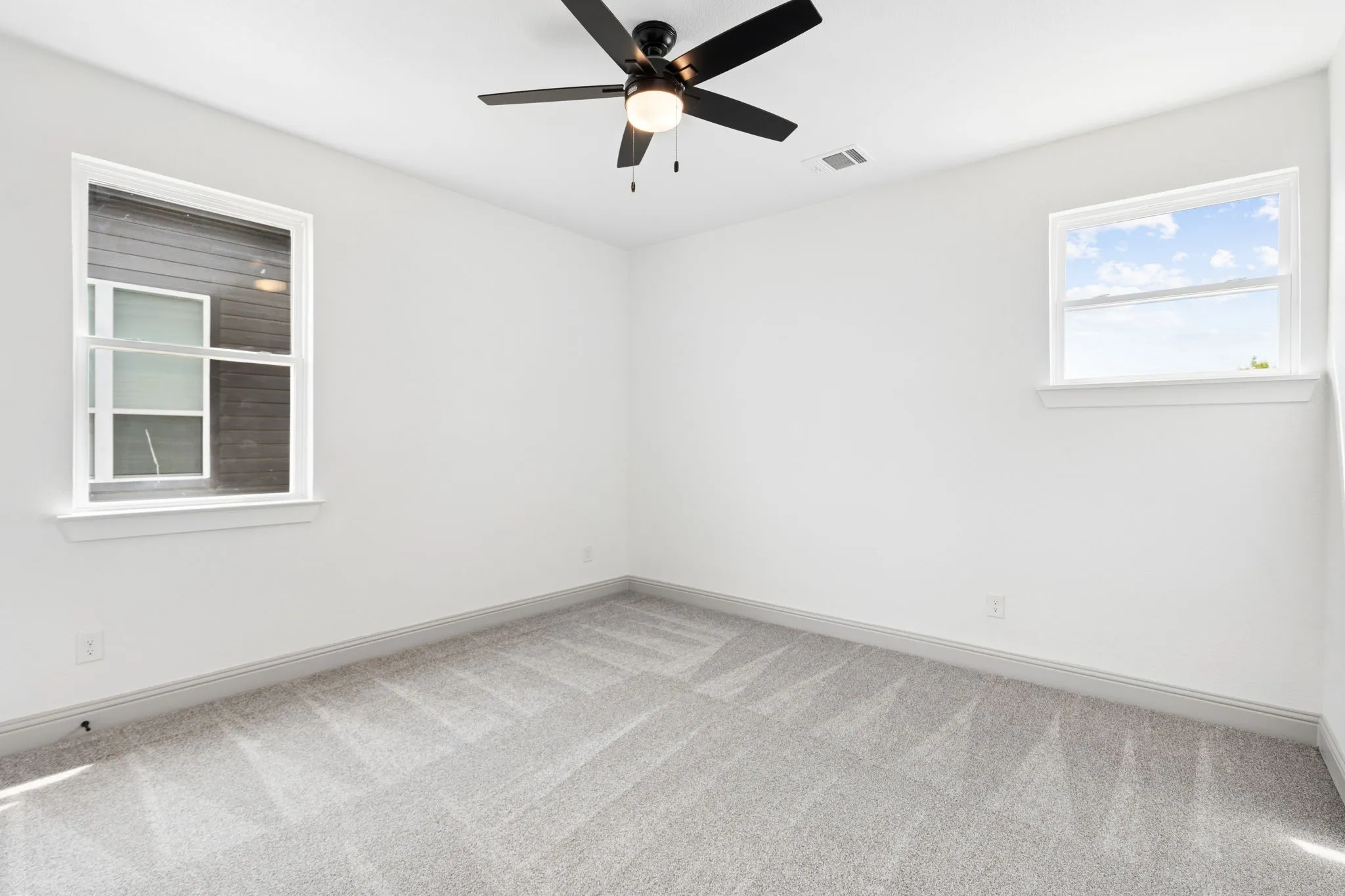 Single Family Residence For Rent in Tarrant County , 7644 Trailridge Drive, Fort Worth, Texas 76179, 4 Bedroom, 4 Bathroom, 2 Garage spaces, 2,656 Sqft, built in 2025, mls#21363126, Real Estate Agent in Fort Worth, Homes For Rent in Tarrant county, Homes For Rent in Fort Worth, Realtor in Fort Worth Texas, Real Estate Brokerage Independent Realty Texas, Luminita Cordes Realtor