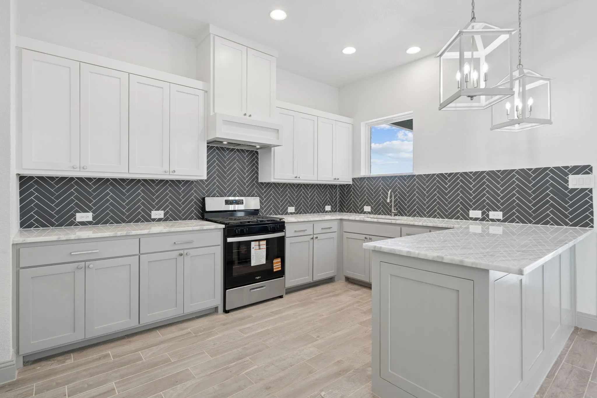 Single Family Residence For Rent in Tarrant County , 7644 Trailridge Drive, Fort Worth, Texas 76179, 4 Bedroom, 4 Bathroom, 2 Garage spaces, 2,656 Sqft, built in 2025, mls#21363126, Real Estate Agent in Fort Worth, Homes For Rent in Tarrant county, Homes For Rent in Fort Worth, Realtor in Fort Worth Texas, Real Estate Brokerage Independent Realty Texas, Luminita Cordes Realtor