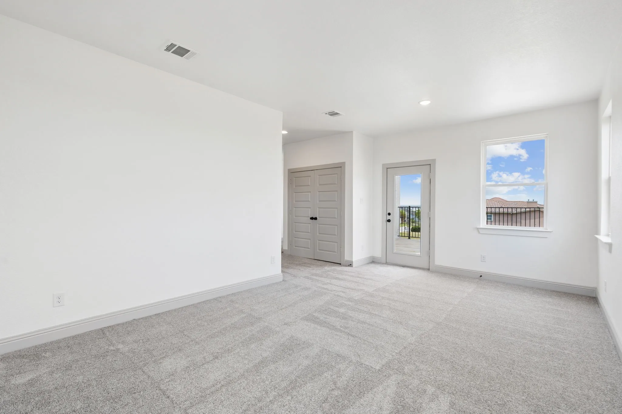 Single Family Residence For Rent in Tarrant County , 7644 Trailridge Drive, Fort Worth, Texas 76179, 4 Bedroom, 4 Bathroom, 2 Garage spaces, 2,656 Sqft, built in 2025, mls#21363126, Real Estate Agent in Fort Worth, Homes For Rent in Tarrant county, Homes For Rent in Fort Worth, Realtor in Fort Worth Texas, Real Estate Brokerage Independent Realty Texas, Luminita Cordes Realtor