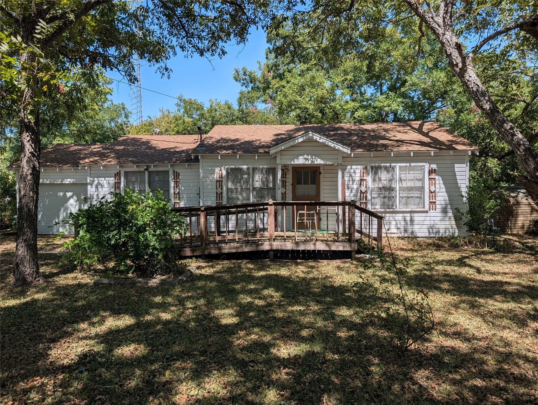 Office For Sale in Mc Lennan County , 906 S Old Robinson Road, Robinson, Texas 76706, 0, 0, Garage spaces, 0 Sqft, built in 1951, mls#21366083, Real Estate Agent in Robinson, Homes For Sale in Mc Lennan county, Homes For Sale in Robinson, Realtor in Robinson Texas, Real Estate Brokerage Independent Realty Texas, Luminita Cordes Realtor