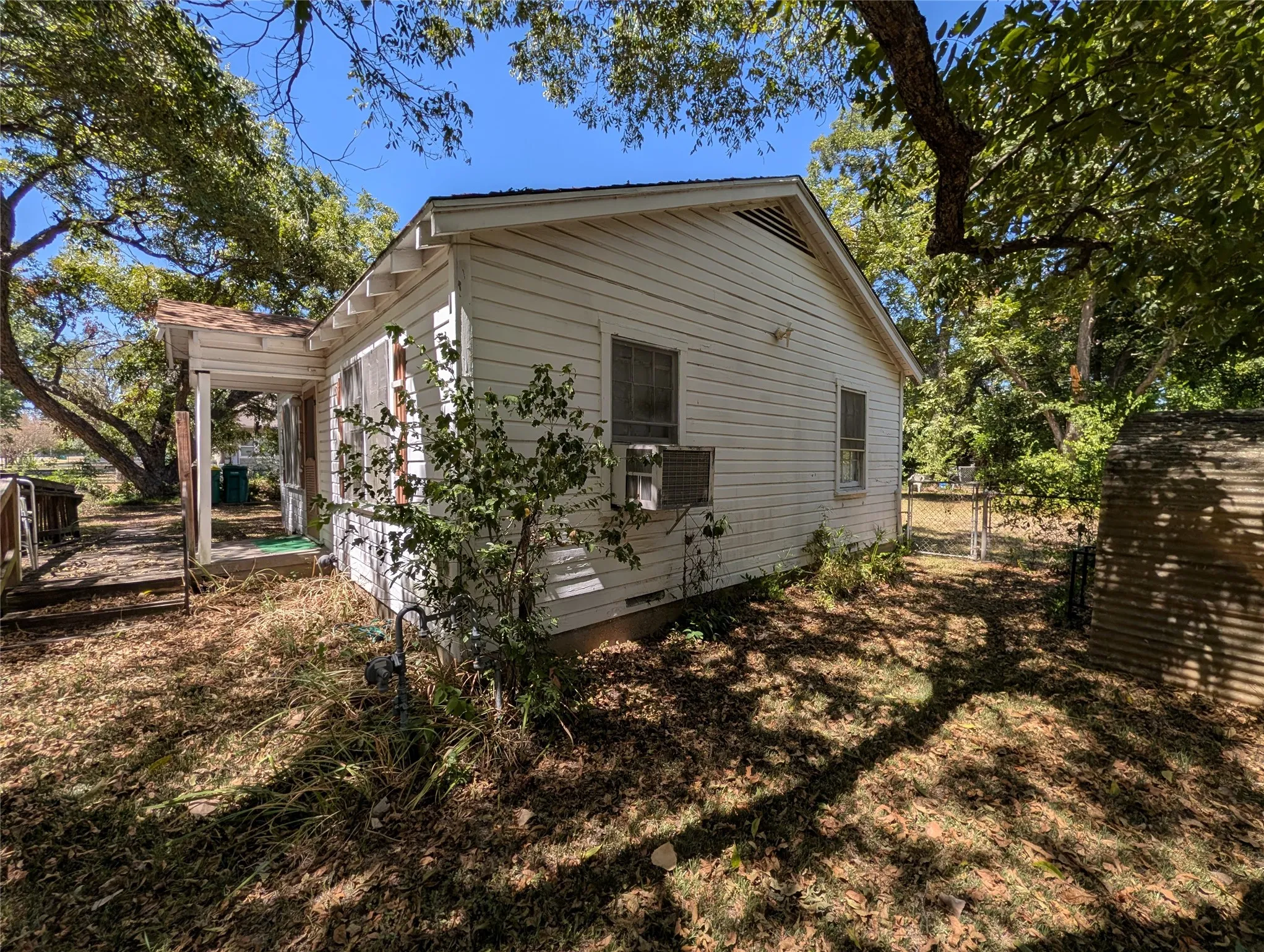 Office For Sale in Mc Lennan County , 906 S Old Robinson Road, Robinson, Texas 76706, 0, 0, Garage spaces, 0 Sqft, built in 1951, mls#21366083, Real Estate Agent in Robinson, Homes For Sale in Mc Lennan county, Homes For Sale in Robinson, Realtor in Robinson Texas, Real Estate Brokerage Independent Realty Texas, Luminita Cordes Realtor