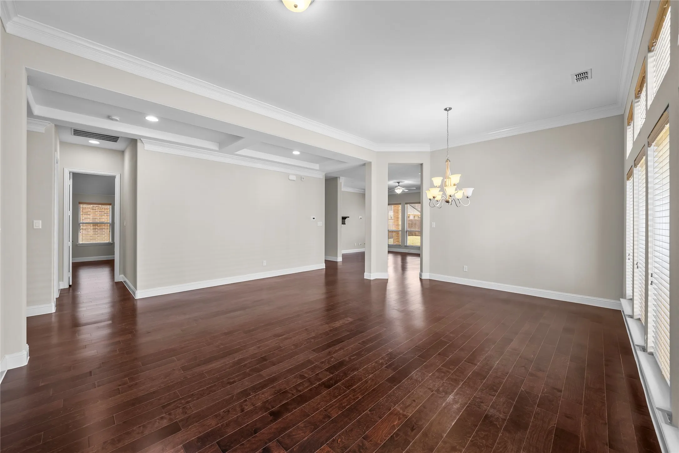 Single Family Residence For Sale in Denton County , 1916 Oakston Drive, Little Elm, Texas 75033, 4 Bedroom, 3 Bathroom, 2 Garage spaces, 3,016 Sqft, built in 2017, mls#21349123, Real Estate Agent in Little Elm, Homes For Sale in Denton county, Homes For Sale in Little Elm, Realtor in Little Elm Texas, Real Estate Brokerage Independent Realty Texas, Luminita Cordes Realtor