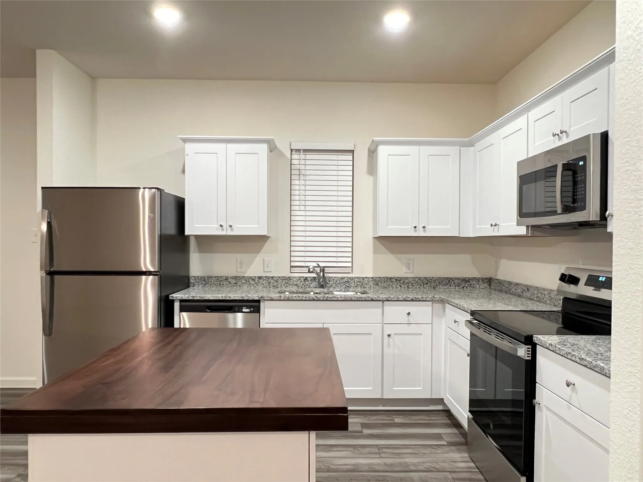 Single Family Residence For Rent in Collin County , 902 Lexington Lane, Josephine, Texas 75173, 3 Bedroom, 2 Bathroom, 2 Garage spaces, 1,636 Sqft, built in 2024, mls#21366302, Real Estate Agent in Josephine, Homes For Rent in Collin county, Homes For Rent in Josephine, Realtor in Josephine Texas, Real Estate Brokerage Independent Realty Texas, Luminita Cordes Realtor