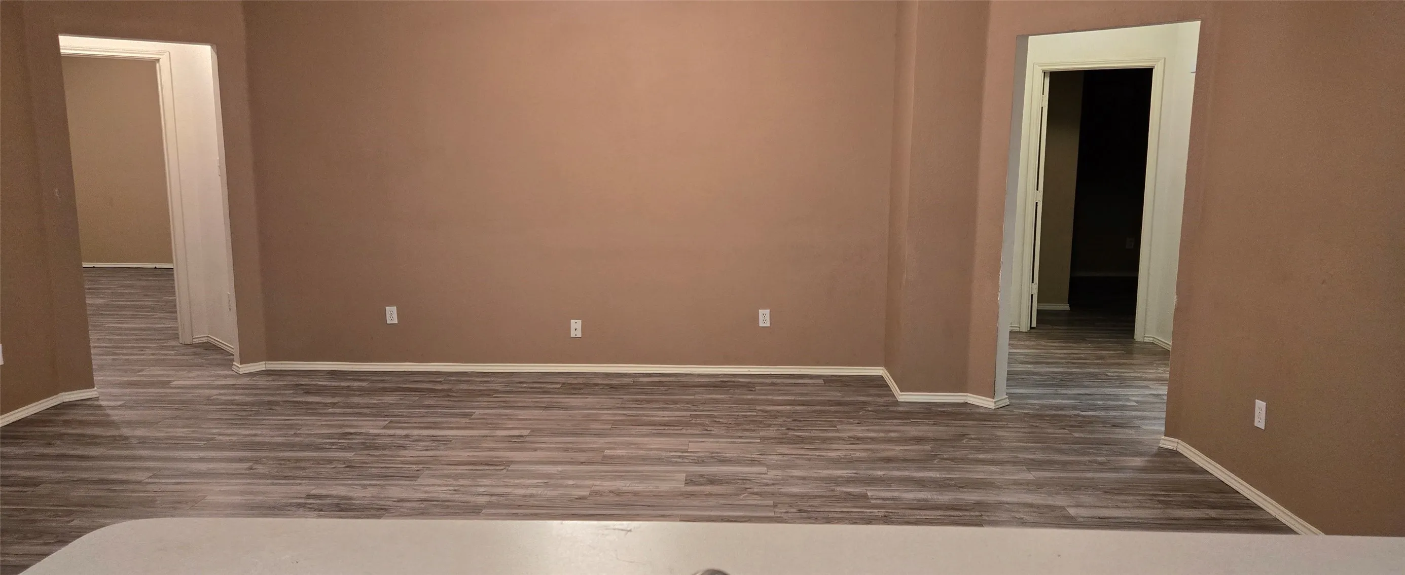 Single Family Residence For Rent in Dallas County , 1912 Chapman Drive, Lancaster, Texas 75134, 4 Bedroom, 2 Bathroom, 2 Garage spaces, 1,940 Sqft, built in 2000, mls#21366404, Real Estate Agent in Lancaster, Homes For Rent in Dallas county, Homes For Rent in Lancaster, Realtor in Lancaster Texas, Real Estate Brokerage Independent Realty Texas, Luminita Cordes Realtor