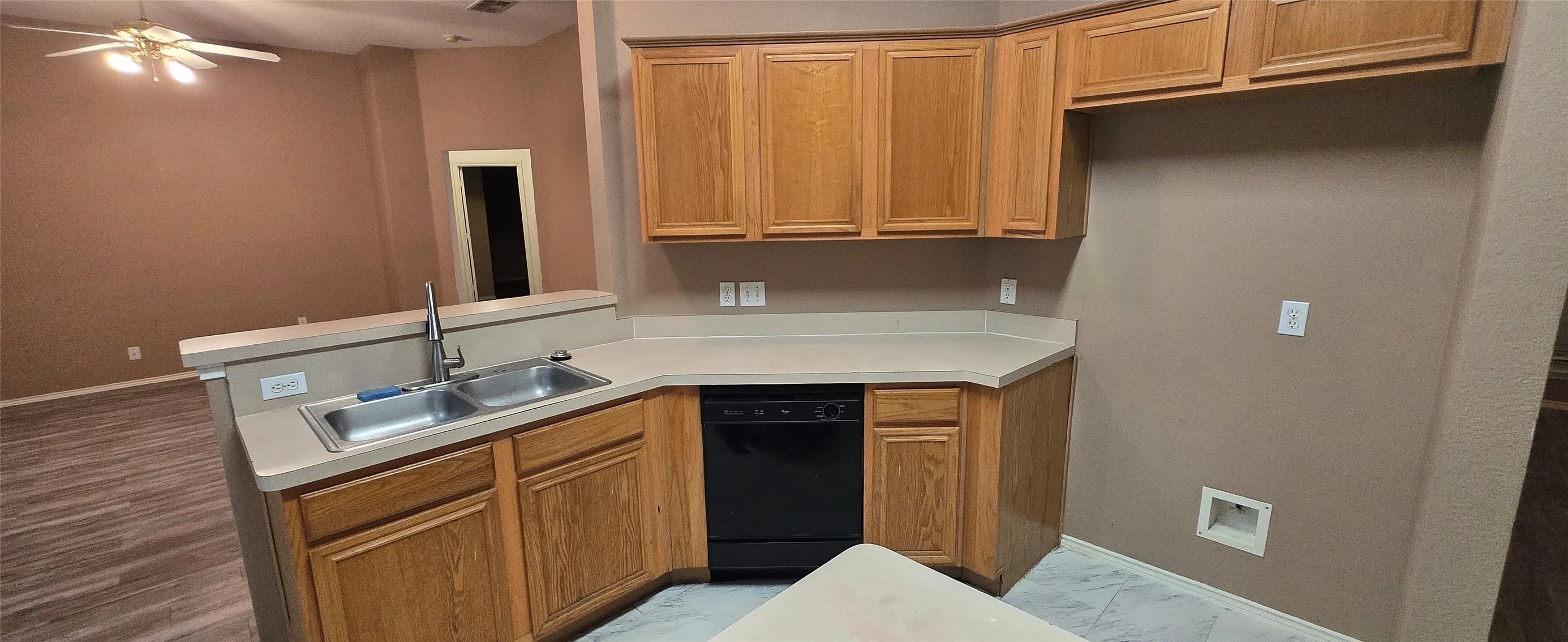 Single Family Residence For Rent in Dallas County , 1912 Chapman Drive, Lancaster, Texas 75134, 4 Bedroom, 2 Bathroom, 2 Garage spaces, 1,940 Sqft, built in 2000, mls#21366404, Real Estate Agent in Lancaster, Homes For Rent in Dallas county, Homes For Rent in Lancaster, Realtor in Lancaster Texas, Real Estate Brokerage Independent Realty Texas, Luminita Cordes Realtor