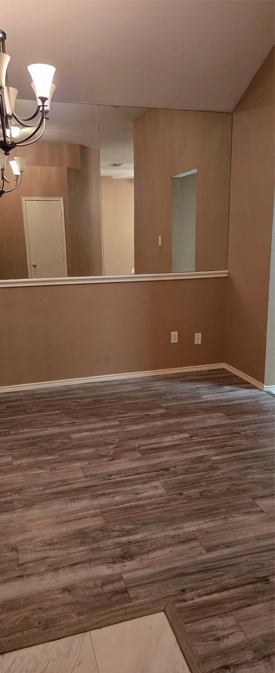 Single Family Residence For Rent in Dallas County , 1912 Chapman Drive, Lancaster, Texas 75134, 4 Bedroom, 2 Bathroom, 2 Garage spaces, 1,940 Sqft, built in 2000, mls#21366404, Real Estate Agent in Lancaster, Homes For Rent in Dallas county, Homes For Rent in Lancaster, Realtor in Lancaster Texas, Real Estate Brokerage Independent Realty Texas, Luminita Cordes Realtor