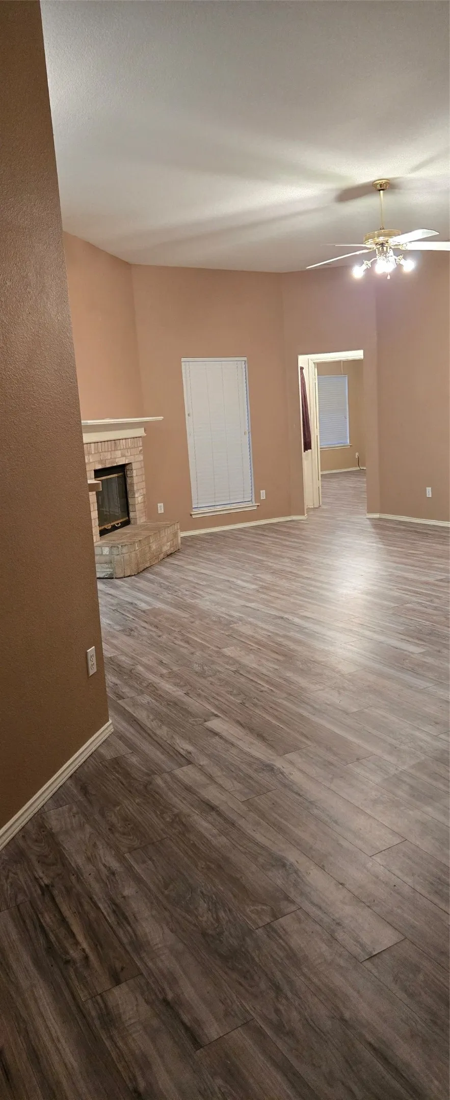 Single Family Residence For Rent in Dallas County , 1912 Chapman Drive, Lancaster, Texas 75134, 4 Bedroom, 2 Bathroom, 2 Garage spaces, 1,940 Sqft, built in 2000, mls#21366404, Real Estate Agent in Lancaster, Homes For Rent in Dallas county, Homes For Rent in Lancaster, Realtor in Lancaster Texas, Real Estate Brokerage Independent Realty Texas, Luminita Cordes Realtor