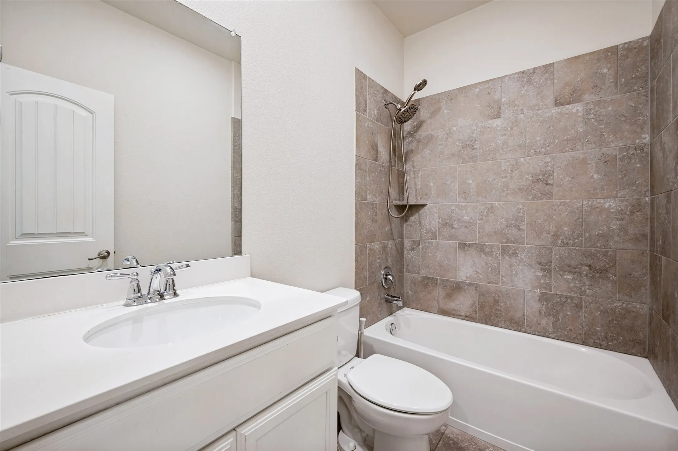 Single Family Residence For Rent in Collin County , 10316 Cotulla Place, Mc Kinney, Texas 75071, 3 Bedroom, 2 Bathroom, 2 Garage spaces, 1,405 Sqft, built in 2018, mls#21363573, Real Estate Agent in Mc Kinney, Homes For Rent in Collin county, Homes For Rent in Mc Kinney, Realtor in Mc Kinney Texas, Real Estate Brokerage Independent Realty Texas, Luminita Cordes Realtor