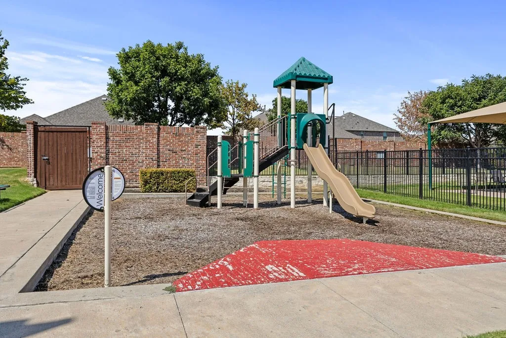 Single Family Residence For Sale in Collin County , 3729 Holley Ridge Way, Mc Kinney, Texas 75071, 3 Bedroom, 2 Bathroom, 2 Garage spaces, 2,351 Sqft, built in 2019, mls#21363395, Real Estate Agent in Mc Kinney, Homes For Sale in Collin county, Homes For Sale in Mc Kinney, Realtor in Mc Kinney Texas, Real Estate Brokerage Independent Realty Texas, Luminita Cordes Realtor