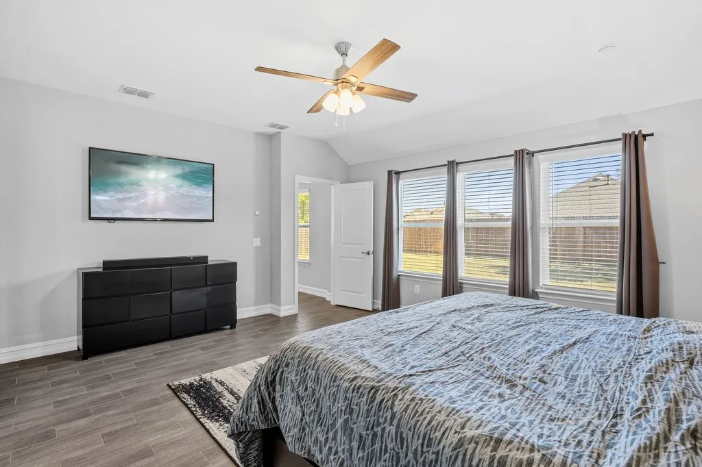 Single Family Residence For Sale in Collin County , 3729 Holley Ridge Way, Mc Kinney, Texas 75071, 3 Bedroom, 2 Bathroom, 2 Garage spaces, 2,351 Sqft, built in 2019, mls#21363395, Real Estate Agent in Mc Kinney, Homes For Sale in Collin county, Homes For Sale in Mc Kinney, Realtor in Mc Kinney Texas, Real Estate Brokerage Independent Realty Texas, Luminita Cordes Realtor