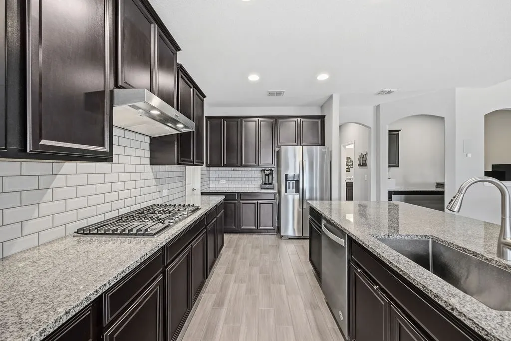 Single Family Residence For Sale in Collin County , 3729 Holley Ridge Way, Mc Kinney, Texas 75071, 3 Bedroom, 2 Bathroom, 2 Garage spaces, 2,351 Sqft, built in 2019, mls#21363395, Real Estate Agent in Mc Kinney, Homes For Sale in Collin county, Homes For Sale in Mc Kinney, Realtor in Mc Kinney Texas, Real Estate Brokerage Independent Realty Texas, Luminita Cordes Realtor