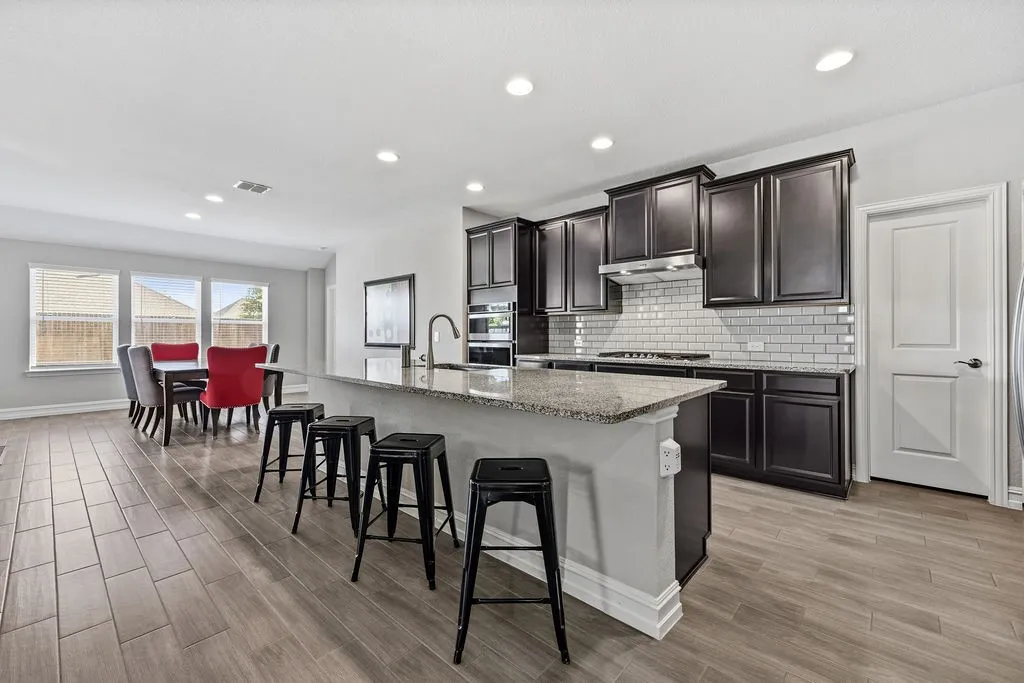 Single Family Residence For Sale in Collin County , 3729 Holley Ridge Way, Mc Kinney, Texas 75071, 3 Bedroom, 2 Bathroom, 2 Garage spaces, 2,351 Sqft, built in 2019, mls#21363395, Real Estate Agent in Mc Kinney, Homes For Sale in Collin county, Homes For Sale in Mc Kinney, Realtor in Mc Kinney Texas, Real Estate Brokerage Independent Realty Texas, Luminita Cordes Realtor