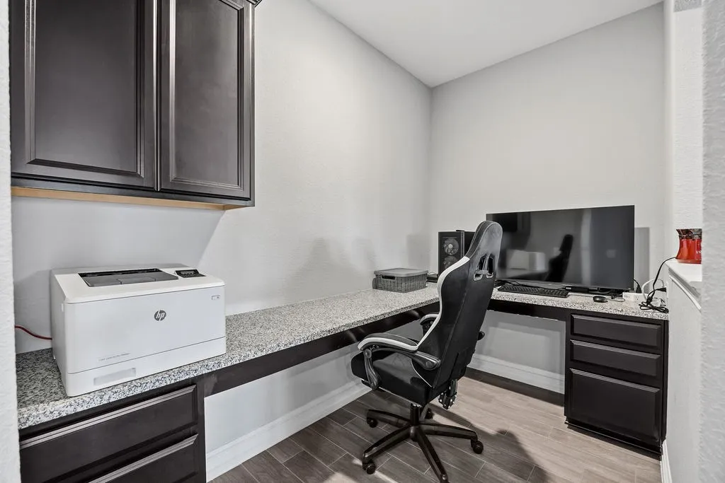 Single Family Residence For Sale in Collin County , 3729 Holley Ridge Way, Mc Kinney, Texas 75071, 3 Bedroom, 2 Bathroom, 2 Garage spaces, 2,351 Sqft, built in 2019, mls#21363395, Real Estate Agent in Mc Kinney, Homes For Sale in Collin county, Homes For Sale in Mc Kinney, Realtor in Mc Kinney Texas, Real Estate Brokerage Independent Realty Texas, Luminita Cordes Realtor