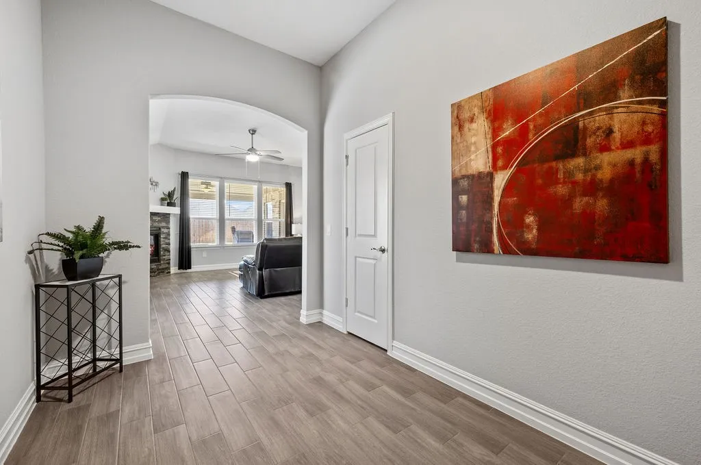 Single Family Residence For Sale in Collin County , 3729 Holley Ridge Way, Mc Kinney, Texas 75071, 3 Bedroom, 2 Bathroom, 2 Garage spaces, 2,351 Sqft, built in 2019, mls#21363395, Real Estate Agent in Mc Kinney, Homes For Sale in Collin county, Homes For Sale in Mc Kinney, Realtor in Mc Kinney Texas, Real Estate Brokerage Independent Realty Texas, Luminita Cordes Realtor
