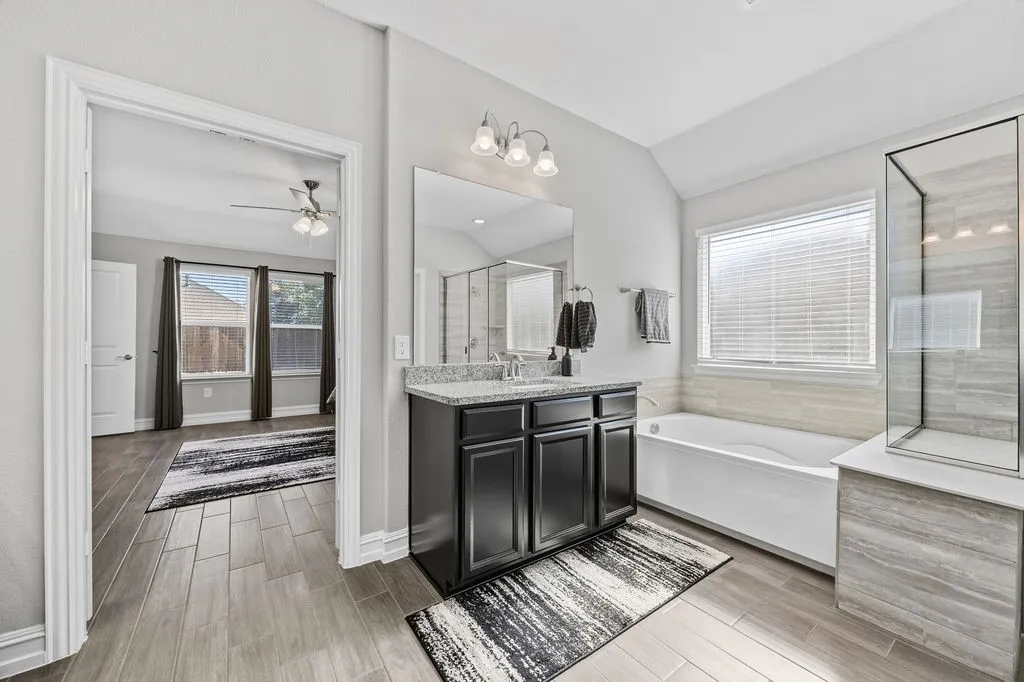 Single Family Residence For Sale in Collin County , 3729 Holley Ridge Way, Mc Kinney, Texas 75071, 3 Bedroom, 2 Bathroom, 2 Garage spaces, 2,351 Sqft, built in 2019, mls#21363395, Real Estate Agent in Mc Kinney, Homes For Sale in Collin county, Homes For Sale in Mc Kinney, Realtor in Mc Kinney Texas, Real Estate Brokerage Independent Realty Texas, Luminita Cordes Realtor